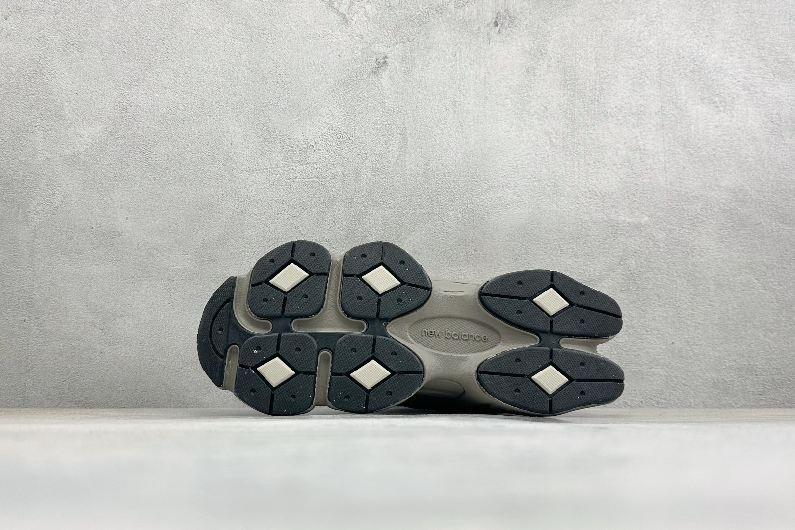 210 New Balance 9060系列 新百伦 复古休闲运动慢跑鞋 U9060493-Chinese UA Cheap High Quatity Brand Clothes Bags handbags Sneakers wholesale wholesaler seller from China Factory suppliers Fashion Clothing Shoes best Quality Beautiful Price 210 New Balance 9060系列 新百伦 复古休闲运动慢跑鞋 U9060493