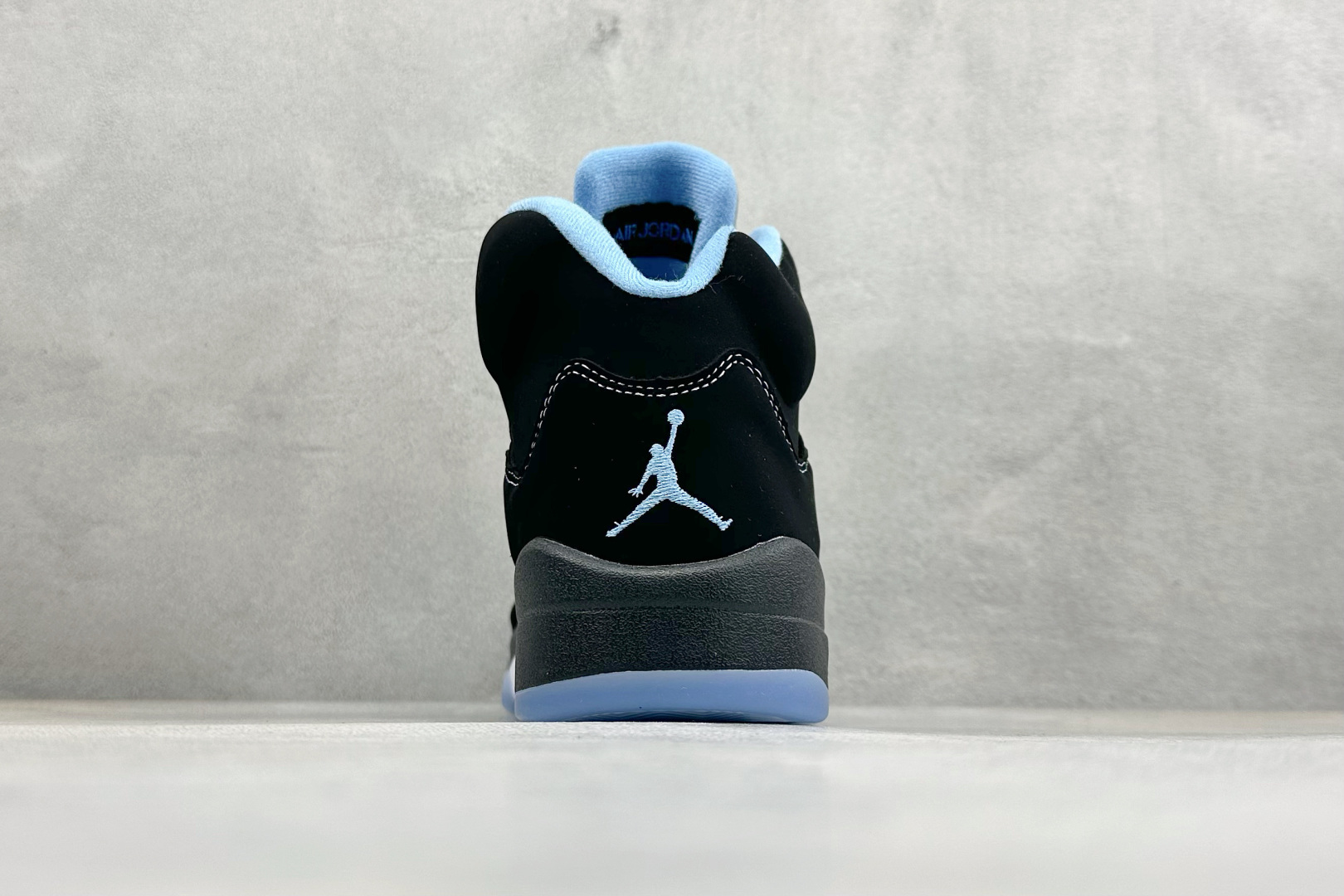 AD版Air Jordan 5 Retro 中帮复古篮球鞋 DD0587-008-Top High Quatity Cheap Sneakers Fashion Clothing Clothes Bags handbags Shoes of all Brand wholesale With The best Quality And Beautiful Price from China Factory Chinese suppliers wholesaler seller AD版Air Jordan 5 Retro 中帮复古篮球鞋 DD0587-008