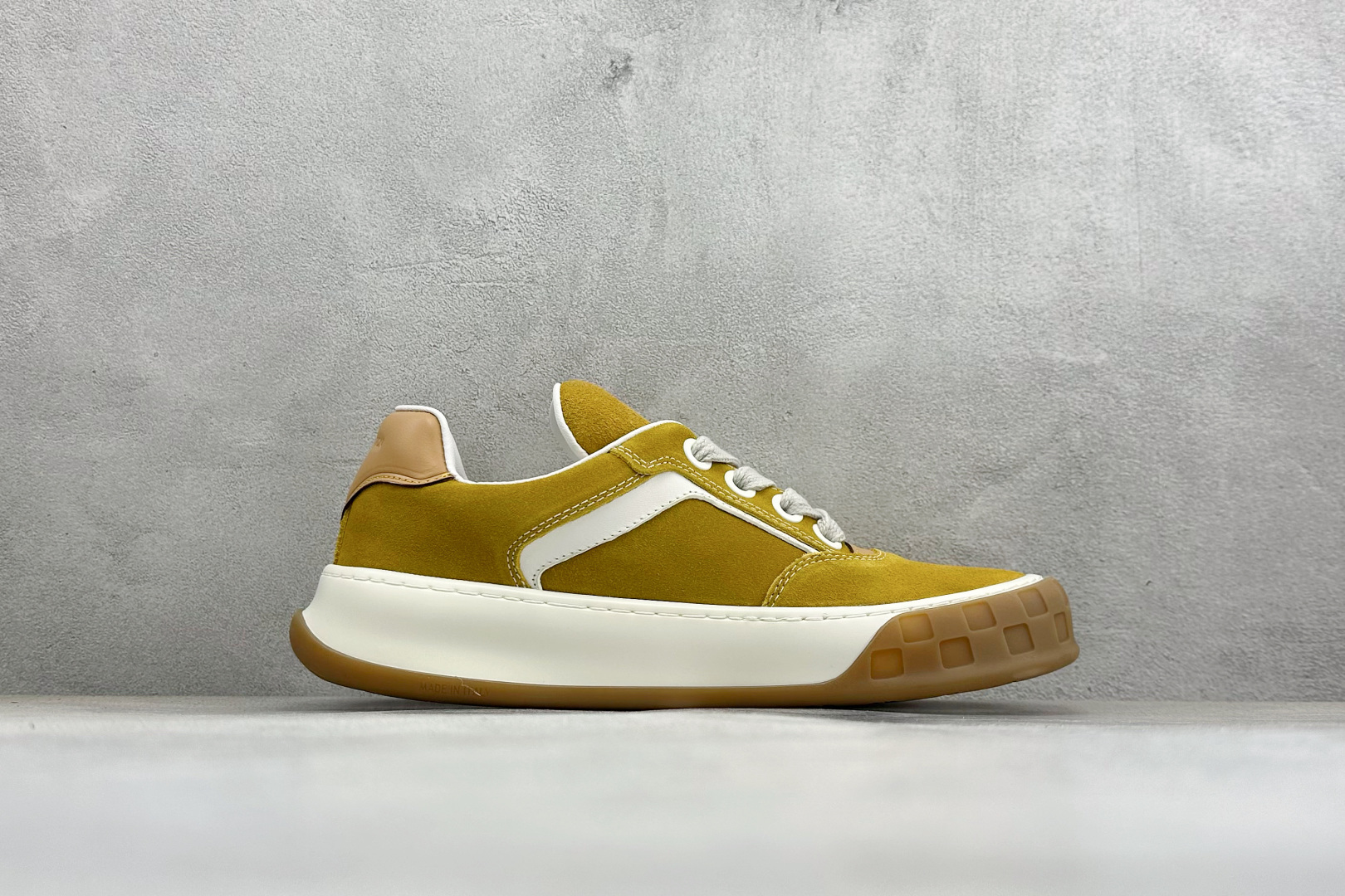 380 YS纯原LOUIS VUITTON Tilted系列 Tilted Low Sneakers系列低帮复古休闲运动板鞋-Chinese UA Cheap High Quatity Brand Clothes Bags handbags Sneakers wholesale wholesaler seller from China Factory suppliers Fashion Clothing Shoes best Quality Beautiful Price 380 YS纯原LOUIS VUITTON Tilted系列 Tilted Low Sneakers系列低帮复古休闲运动板鞋
