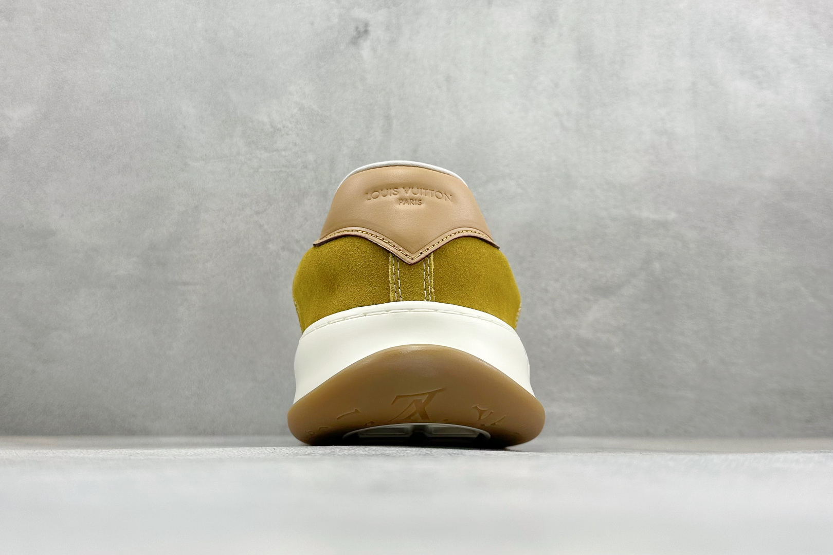 380 YS纯原LOUIS VUITTON Tilted系列 Tilted Low Sneakers系列低帮复古休闲运动板鞋-Chinese UA Cheap High Quatity Brand Clothes Bags handbags Sneakers wholesale wholesaler seller from China Factory suppliers Fashion Clothing Shoes best Quality Beautiful Price 380 YS纯原LOUIS VUITTON Tilted系列 Tilted Low Sneakers系列低帮复古休闲运动板鞋