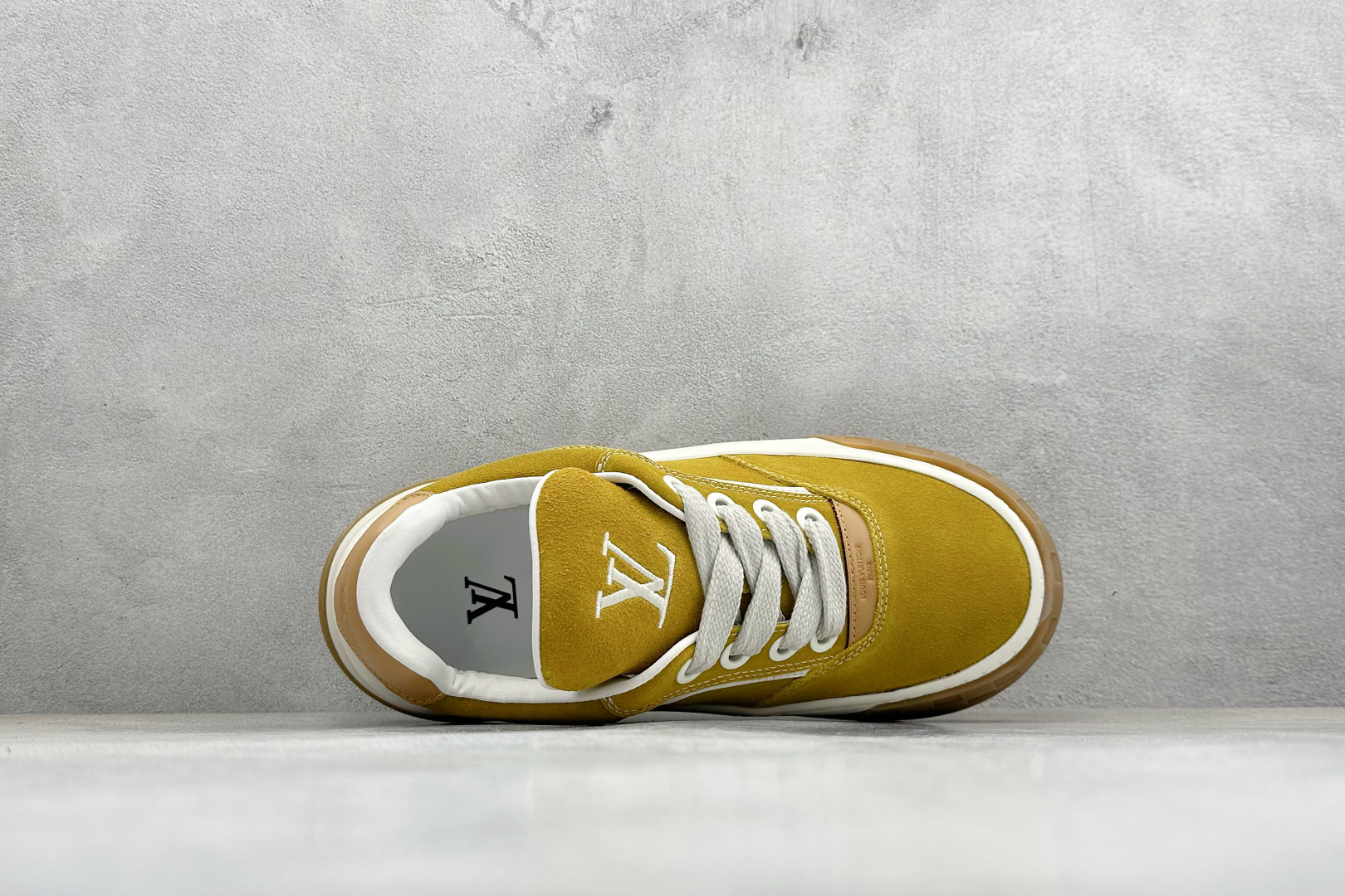 380 YS纯原LOUIS VUITTON Tilted系列 Tilted Low Sneakers系列低帮复古休闲运动板鞋-Chinese UA Cheap High Quatity Brand Clothes Bags handbags Sneakers wholesale wholesaler seller from China Factory suppliers Fashion Clothing Shoes best Quality Beautiful Price 380 YS纯原LOUIS VUITTON Tilted系列 Tilted Low Sneakers系列低帮复古休闲运动板鞋