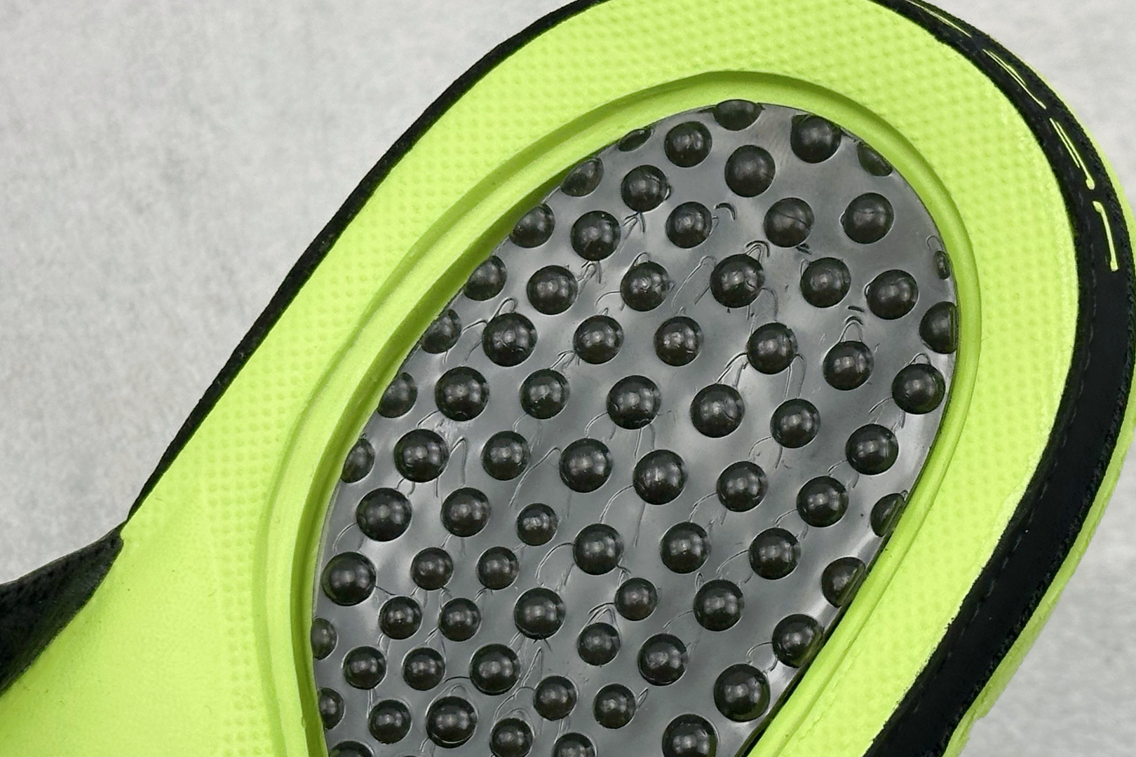JORDAN HYDRO XIII RETRO AJ13 舒适透气防滑魔术贴一字拖鞋 684915-025-Top High Quatity Cheap Sneakers Fashion Clothing Clothes Bags handbags Shoes of all Brand wholesale With The best Quality And Beautiful Price from China Factory Chinese suppliers wholesaler seller JORDAN HYDRO XIII RETRO AJ13 舒适透气防滑魔术贴一字拖鞋 684915-025