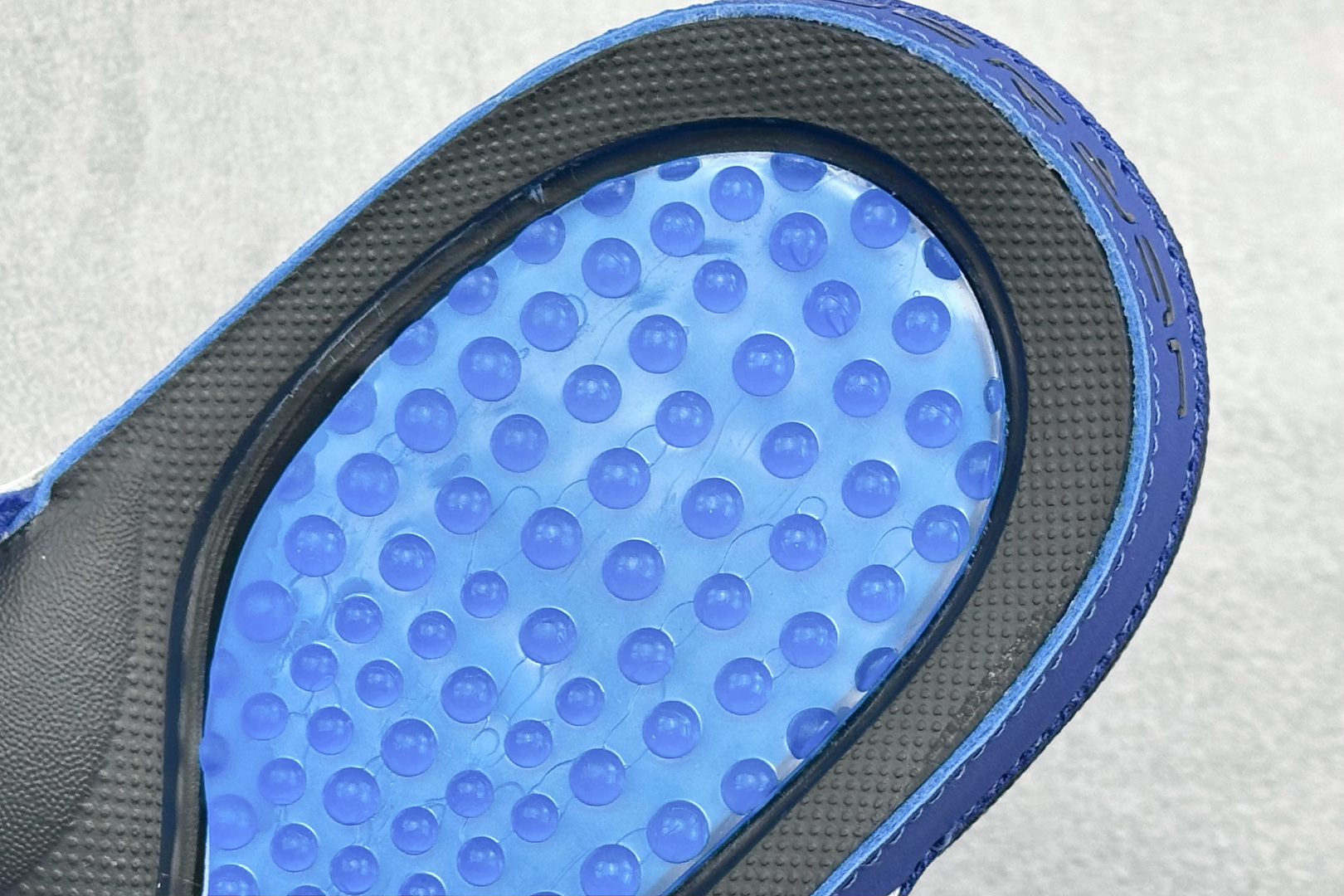 JORDAN HYDRO XIII RETRO AJ13 舒适透气防滑魔术贴一字拖鞋 684915-102-Top High Quatity Cheap Sneakers Fashion Clothing Clothes Bags handbags Shoes of all Brand wholesale With The best Quality And Beautiful Price from China Factory Chinese suppliers wholesaler seller JORDAN HYDRO XIII RETRO AJ13 舒适透气防滑魔术贴一字拖鞋 684915-102