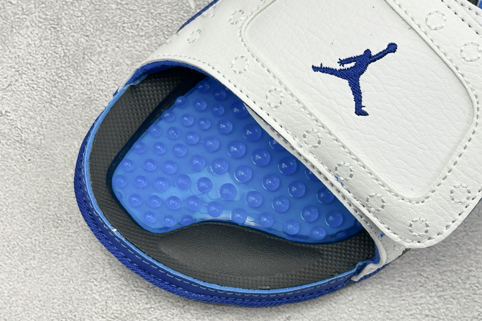 JORDAN HYDRO XIII RETRO AJ13 舒适透气防滑魔术贴一字拖鞋 684915-102-Top High Quatity Cheap Sneakers Fashion Clothing Clothes Bags handbags Shoes of all Brand wholesale With The best Quality And Beautiful Price from China Factory Chinese suppliers wholesaler seller JORDAN HYDRO XIII RETRO AJ13 舒适透气防滑魔术贴一字拖鞋 684915-102