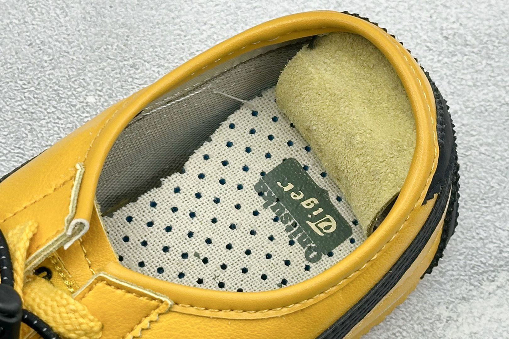 160 鬼冢虎 Onitsuka Tiger Mexico 66 Paraty 百搭单品板鞋 DL408-0490