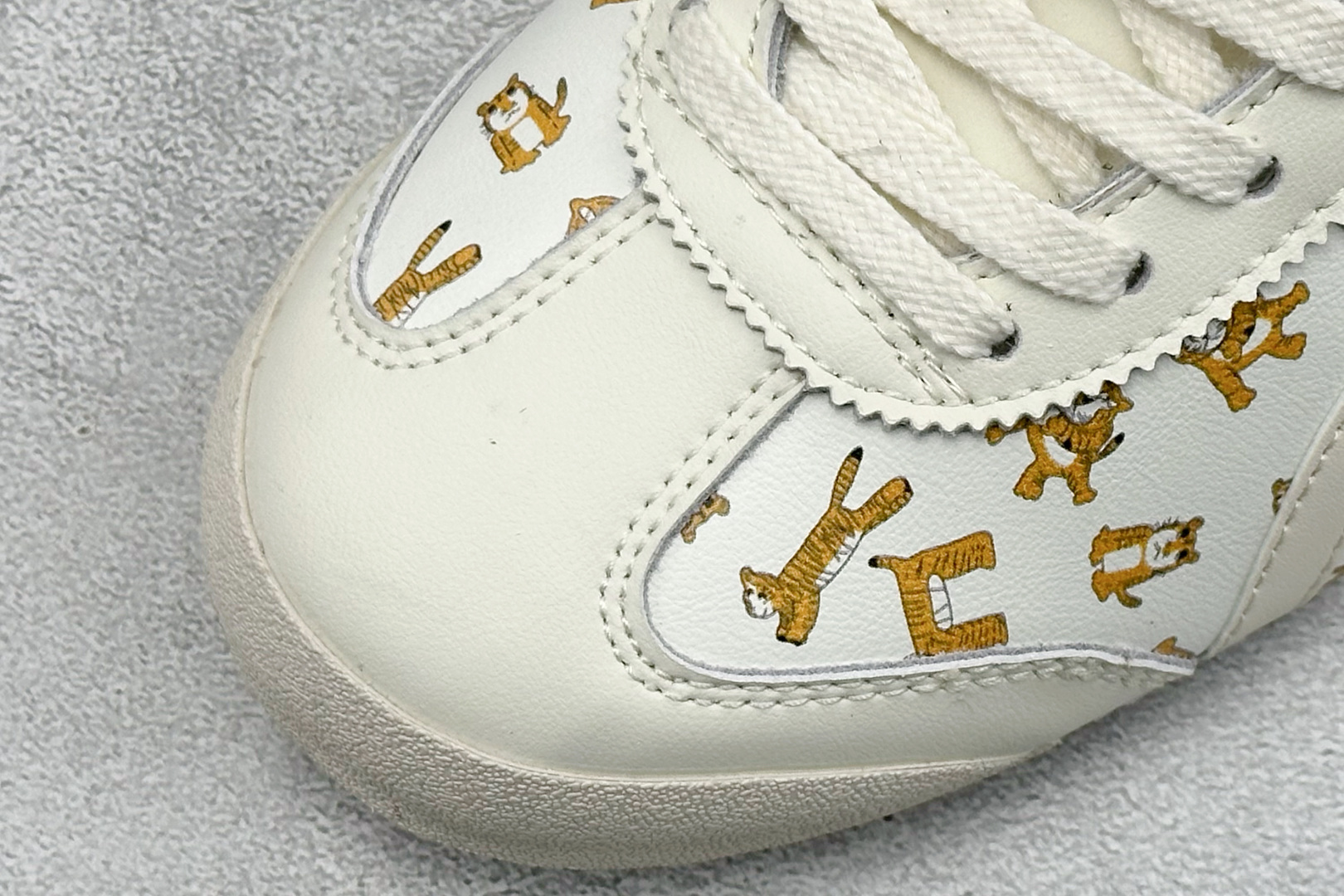 160 鬼冢虎 Onitsuka Tiger Mexico 66 Paraty 百搭单品板鞋 1183B785-100-Chinese UA Cheap High Quatity Brand Clothes Bags handbags Sneakers wholesale wholesaler seller from China Factory suppliers Fashion Clothing Shoes best Quality Beautiful Price 160 鬼冢虎 Onitsuka Tiger Mexico 66 Paraty 百搭单品板鞋 1183B785-100