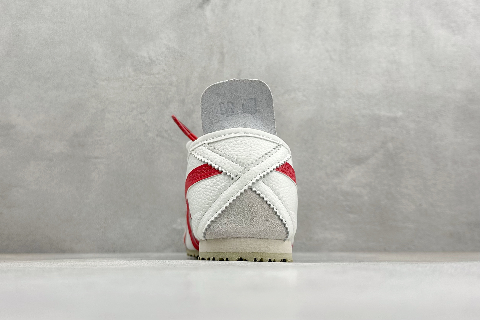 160 鬼冢虎 Onitsuka Tiger Mexico 66 Paraty 百搭单品板鞋 1183C216-100-Chinese UA Cheap High Quatity Brand Clothes Bags handbags Sneakers wholesale wholesaler seller from China Factory suppliers Fashion Clothing Shoes best Quality Beautiful Price 160 鬼冢虎 Onitsuka Tiger Mexico 66 Paraty 百搭单品板鞋 1183C216-100