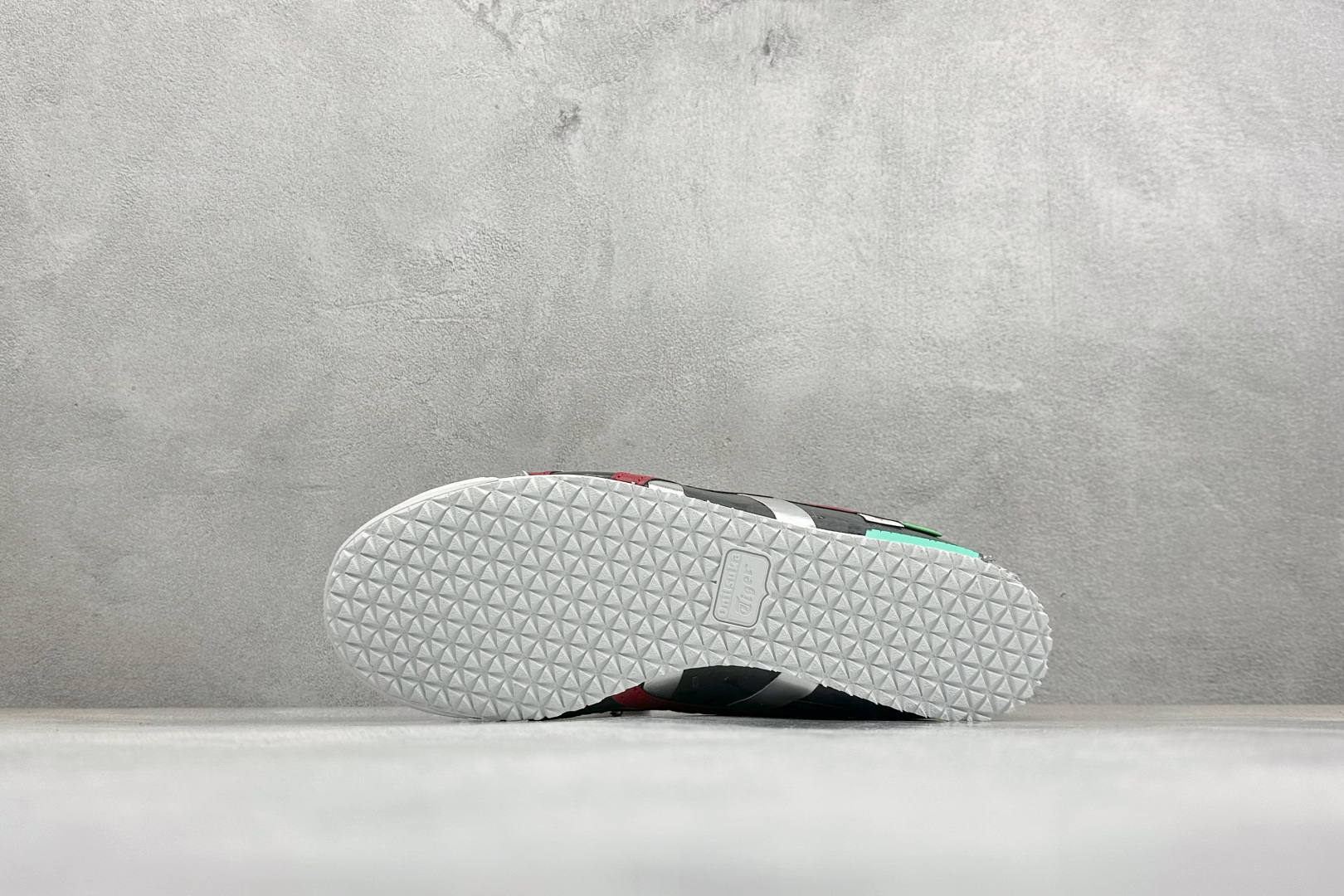 160 鬼冢虎 Onitsuka Tiger Mexico 66 Paraty 百搭单品板鞋 D507L-0152-Chinese UA Cheap High Quatity Brand Clothes Bags handbags Sneakers wholesale wholesaler seller from China Factory suppliers Fashion Clothing Shoes best Quality Beautiful Price 160 鬼冢虎 Onitsuka Tiger Mexico 66 Paraty 百搭单品板鞋 D507L-0152