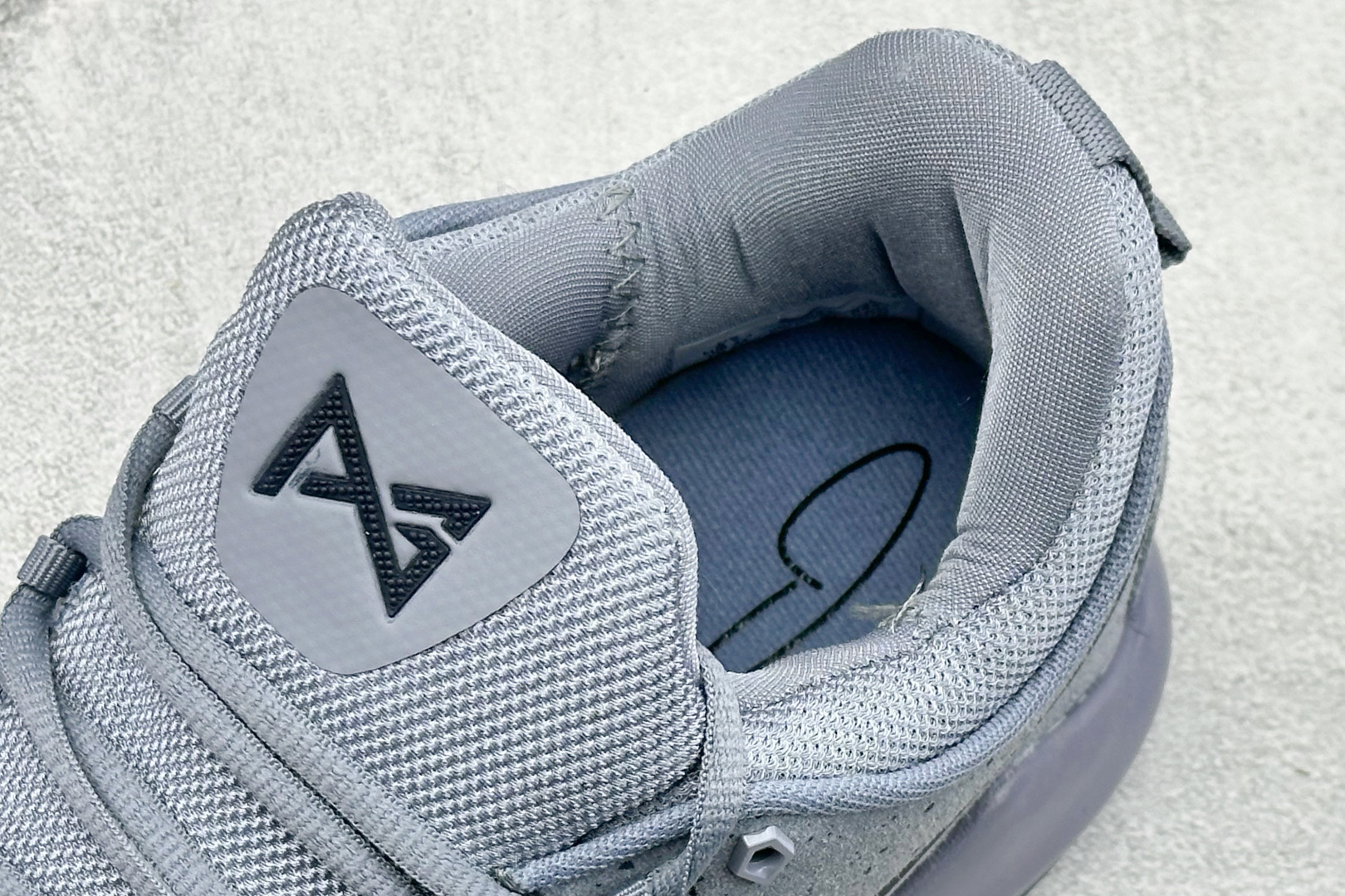 NK Paul George PG1 保罗乔治一代签名篮球鞋 878627-044-Top High Quatity Cheap Sneakers Fashion Clothing Clothes Bags handbags Shoes of all Brand wholesale With The best Quality And Beautiful Price from China Factory Chinese suppliers wholesaler seller NK Paul George PG1 保罗乔治一代签名篮球鞋 878627-044