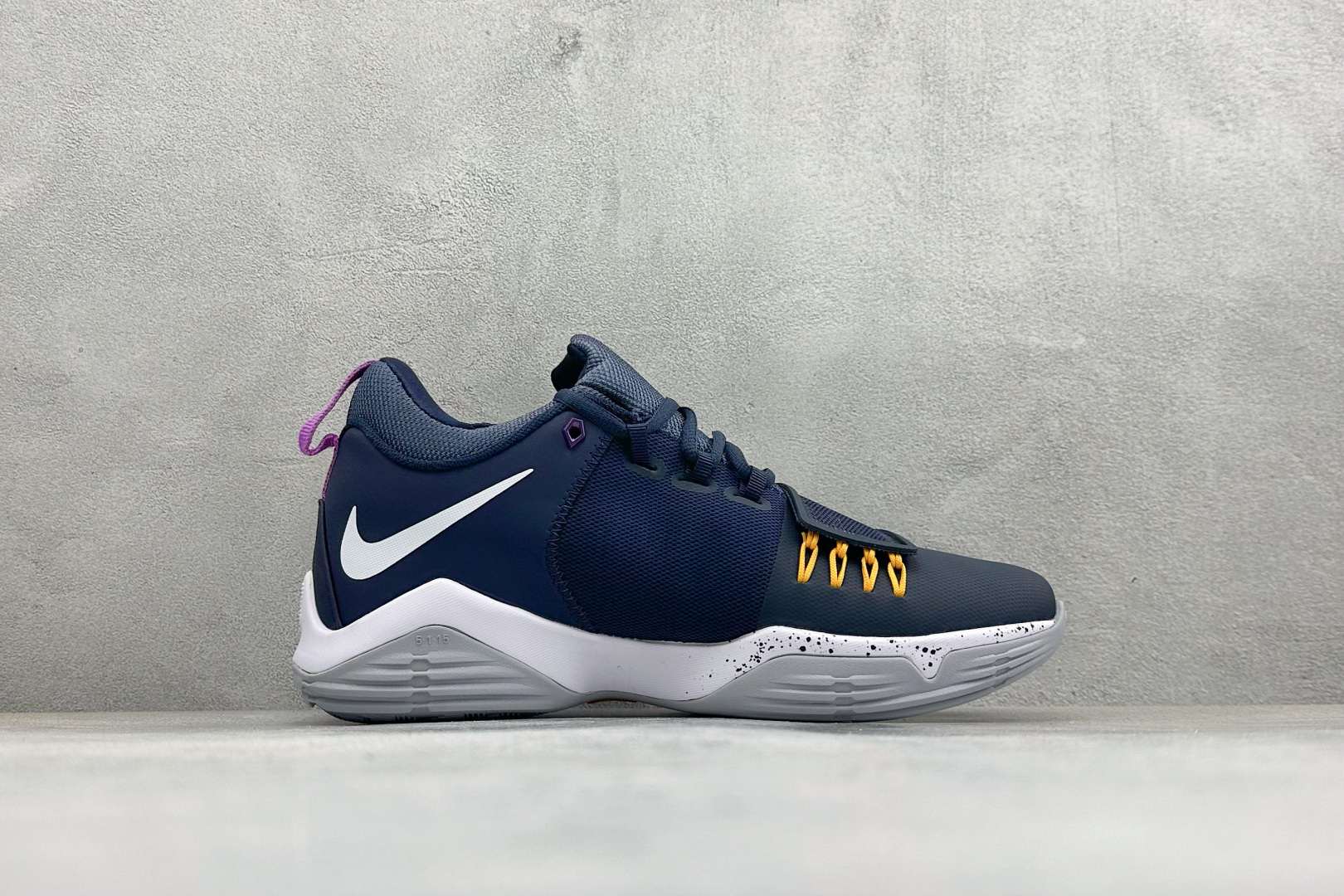 NK Paul George PG1 保罗乔治一代签名篮球鞋 878627-417-Top High Quatity Cheap Sneakers Fashion Clothing Clothes Bags handbags Shoes of all Brand wholesale With The best Quality And Beautiful Price from China Factory Chinese suppliers wholesaler seller NK Paul George PG1 保罗乔治一代签名篮球鞋 878627-417