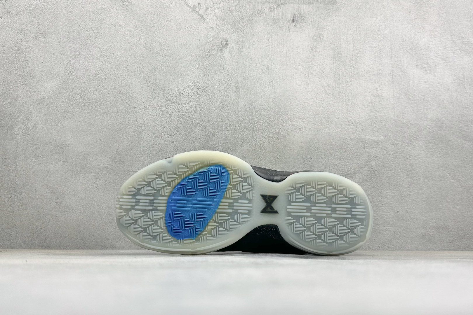 NK Paul George PG1 保罗乔治一代签名篮球鞋 942303-001-Top High Quatity Cheap Sneakers Fashion Clothing Clothes Bags handbags Shoes of all Brand wholesale With The best Quality And Beautiful Price from China Factory Chinese suppliers wholesaler seller NK Paul George PG1 保罗乔治一代签名篮球鞋 942303-001