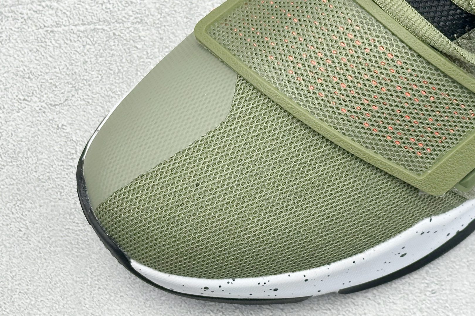 NK Paul George PG1 保罗乔治一代签名篮球鞋 911082-099-Top High Quatity Cheap Sneakers Fashion Clothing Clothes Bags handbags Shoes of all Brand wholesale With The best Quality And Beautiful Price from China Factory Chinese suppliers wholesaler seller NK Paul George PG1 保罗乔治一代签名篮球鞋 911082-099