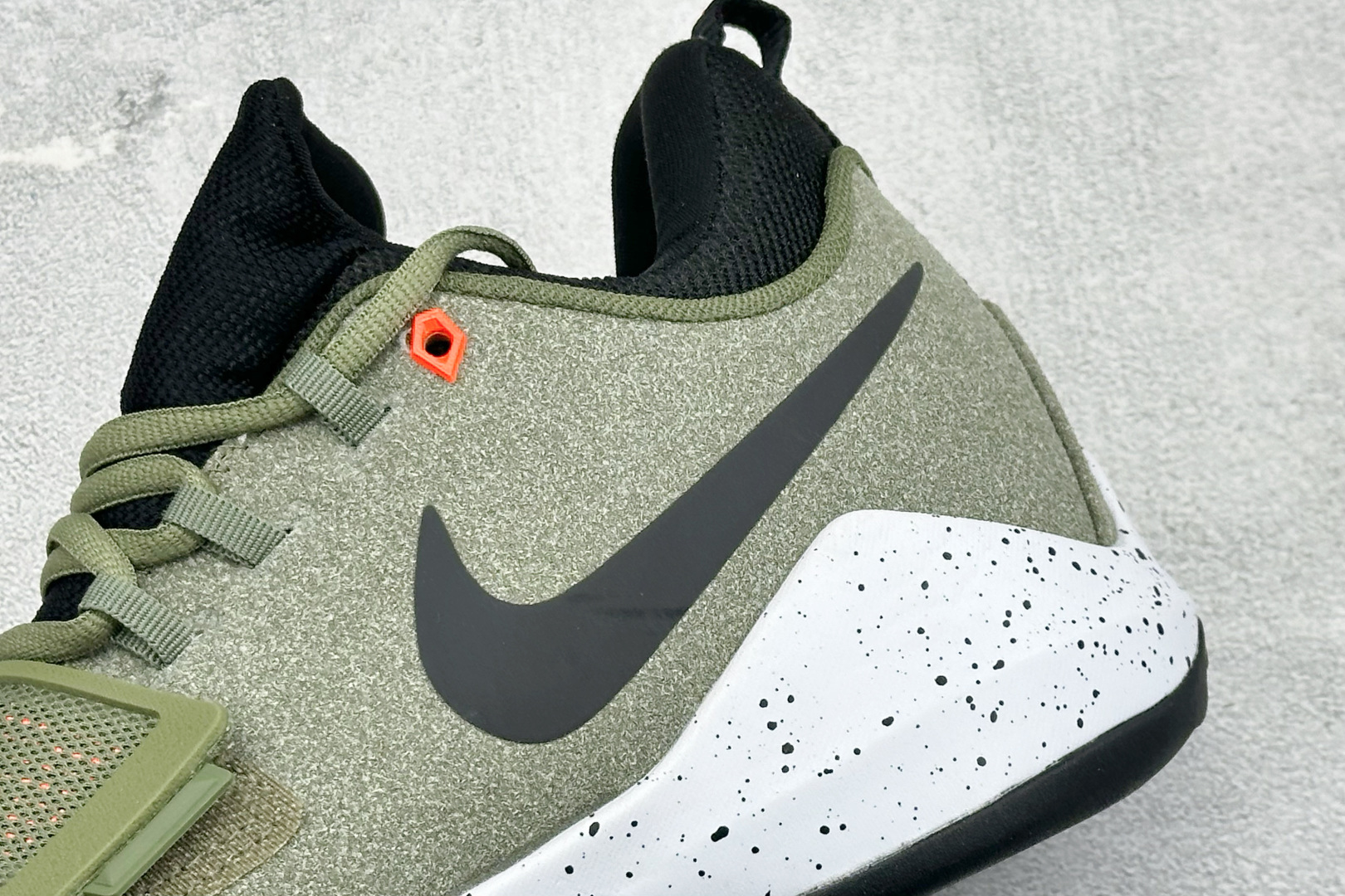 NK Paul George PG1 保罗乔治一代签名篮球鞋 911082-099-Top High Quatity Cheap Sneakers Fashion Clothing Clothes Bags handbags Shoes of all Brand wholesale With The best Quality And Beautiful Price from China Factory Chinese suppliers wholesaler seller NK Paul George PG1 保罗乔治一代签名篮球鞋 911082-099
