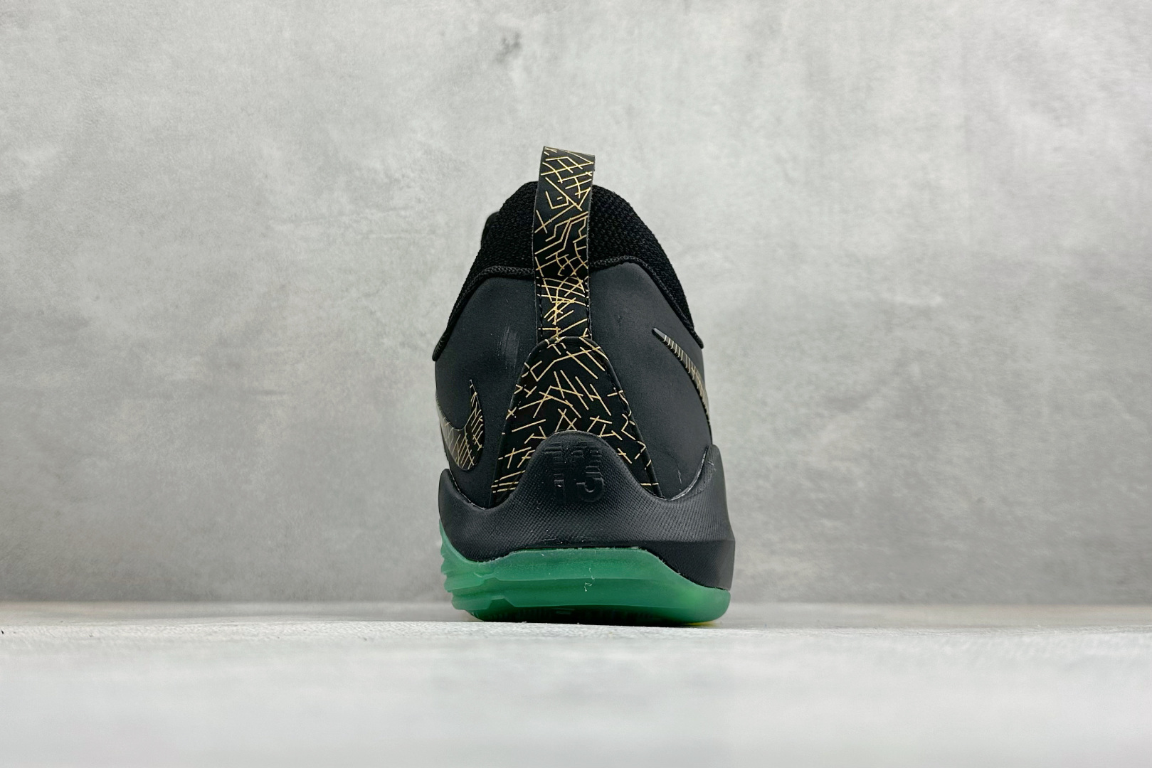 NK Paul George PG1 保罗乔治一代签名篮球鞋 878628-009-Top High Quatity Cheap Sneakers Fashion Clothing Clothes Bags handbags Shoes of all Brand wholesale With The best Quality And Beautiful Price from China Factory Chinese suppliers wholesaler seller NK Paul George PG1 保罗乔治一代签名篮球鞋 878628-009