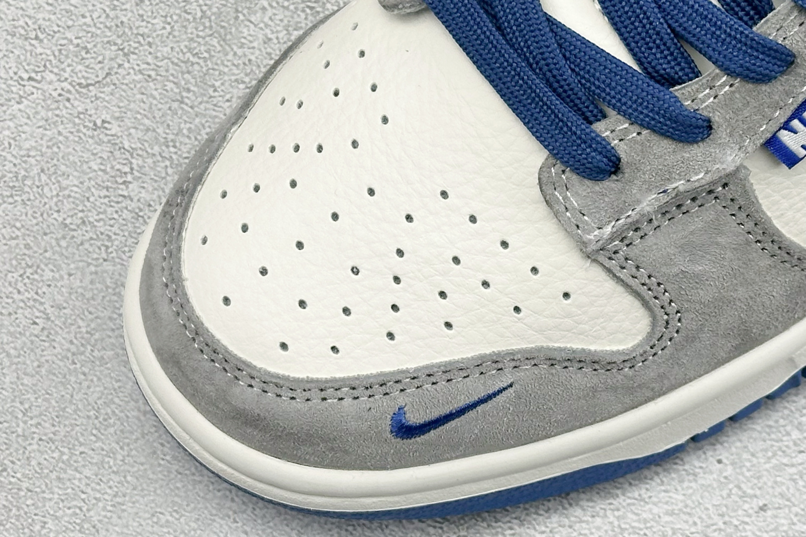 Nike Dunk Low 灰白蓝「JUST DO IT」限定款 潮人鞋柜必入神鞋 XZ5899-105-Top High Quatity Cheap Sneakers Fashion Clothing Clothes Bags handbags Shoes of all Brand wholesale With The best Quality And Beautiful Price from China Factory Chinese suppliers wholesaler seller Nike Dunk Low 灰白蓝「JUST DO IT」限定款 潮人鞋柜必入神鞋 XZ5899-105