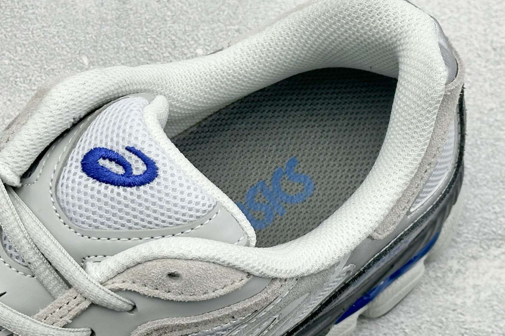 180 ASICS/亚瑟士GEL-N透气网眼鞋面配合部分合成革材质 1203A383-025