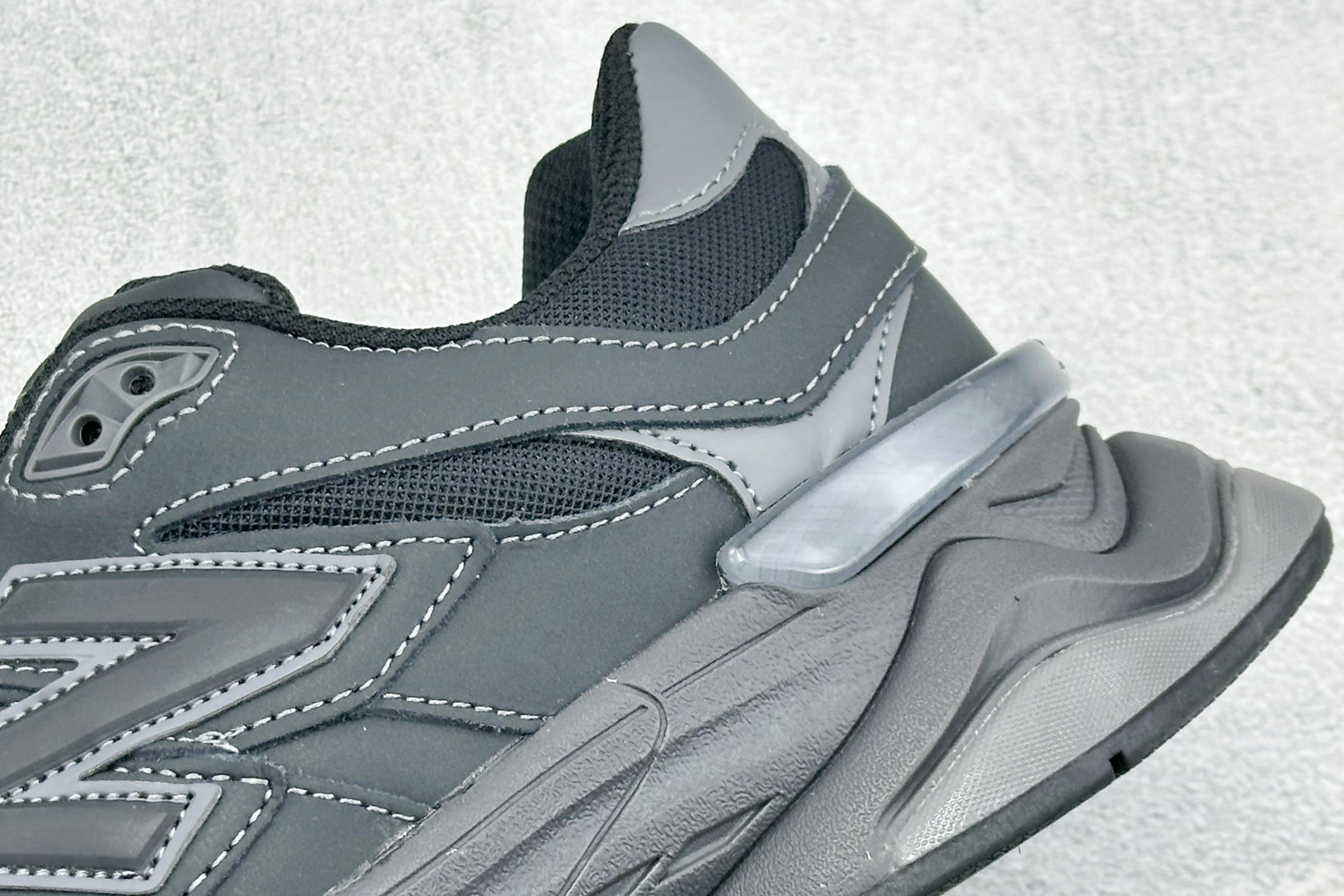 200 Joe Freshgoods x New Balance NB9060 复古休闲运动慢跑鞋 U906079E-Chinese UA Cheap High Quatity Brand Clothes Bags handbags Sneakers wholesale wholesaler seller from China Factory suppliers Fashion Clothing Shoes best Quality Beautiful Price 200 Joe Freshgoods x New Balance NB9060 复古休闲运动慢跑鞋 U906079E