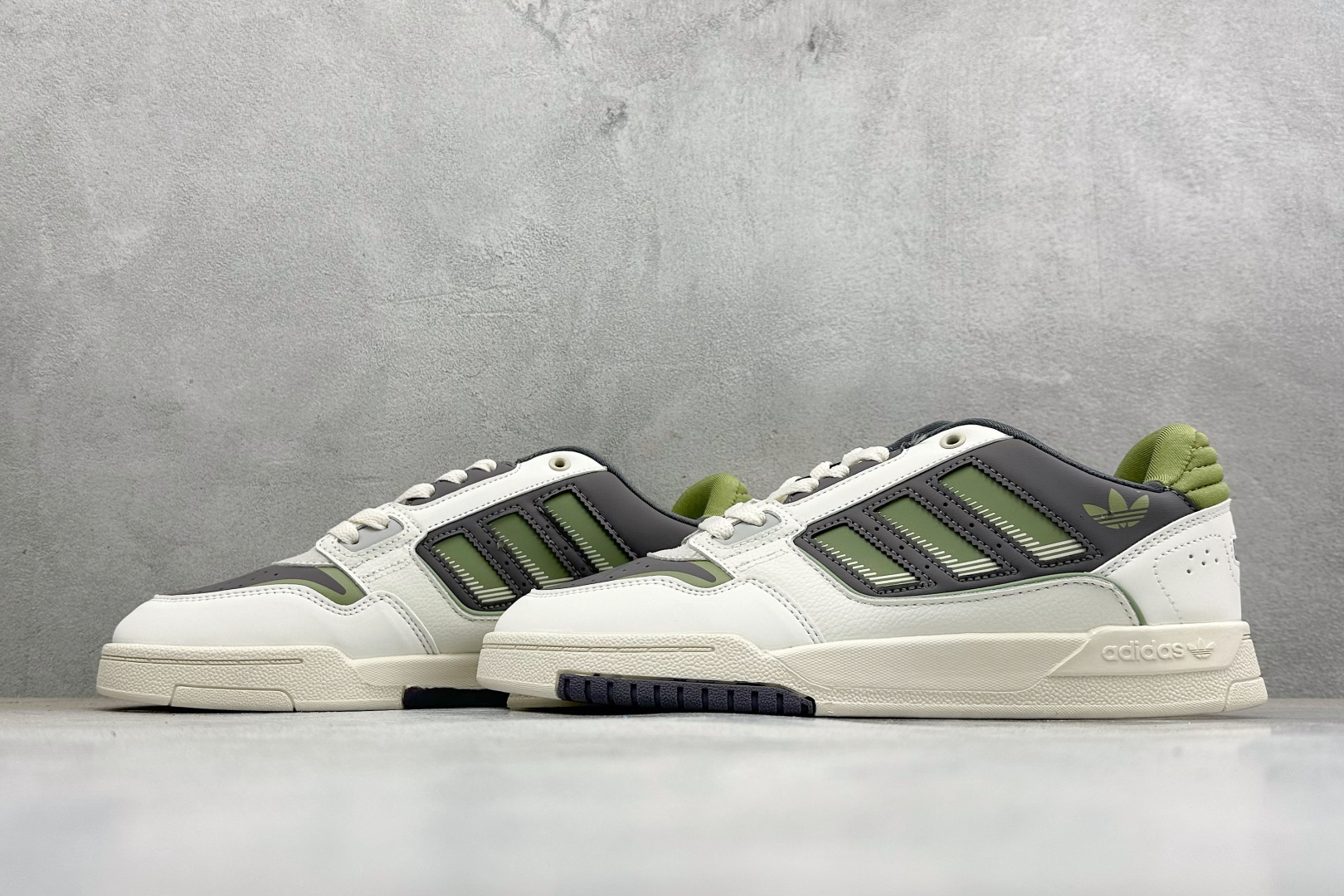170 Adidas DROP STEP LOW 2.0 低帮百搭潮流休闲运动板鞋 JP9209-Chinese UA Cheap High Quatity Brand Clothes Bags handbags Sneakers wholesale wholesaler seller from China Factory suppliers Fashion Clothing Shoes best Quality Beautiful Price 170 Adidas DROP STEP LOW 2.0 低帮百搭潮流休闲运动板鞋 JP9209