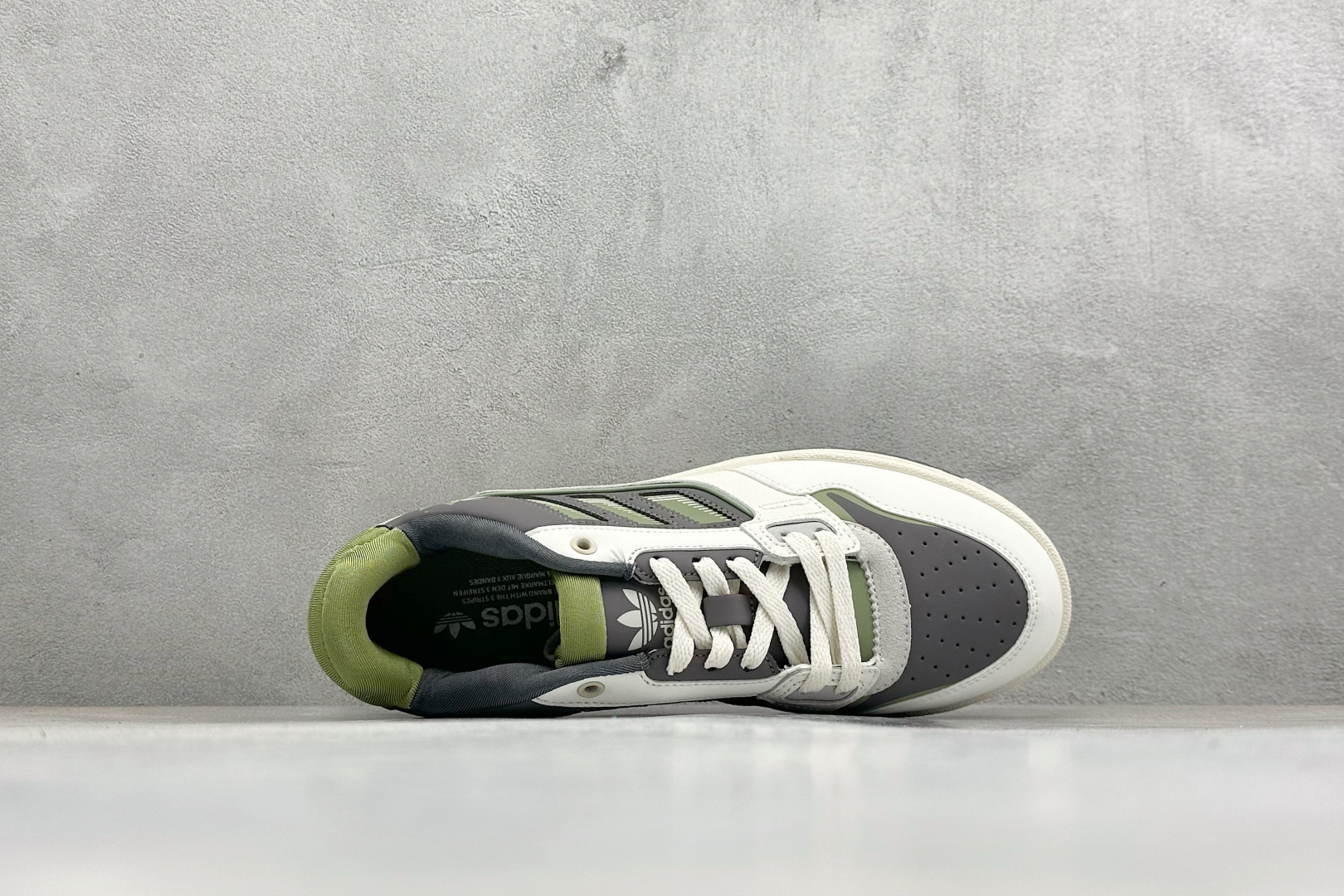 170 Adidas DROP STEP LOW 2.0 低帮百搭潮流休闲运动板鞋 JP9209-Chinese UA Cheap High Quatity Brand Clothes Bags handbags Sneakers wholesale wholesaler seller from China Factory suppliers Fashion Clothing Shoes best Quality Beautiful Price 170 Adidas DROP STEP LOW 2.0 低帮百搭潮流休闲运动板鞋 JP9209