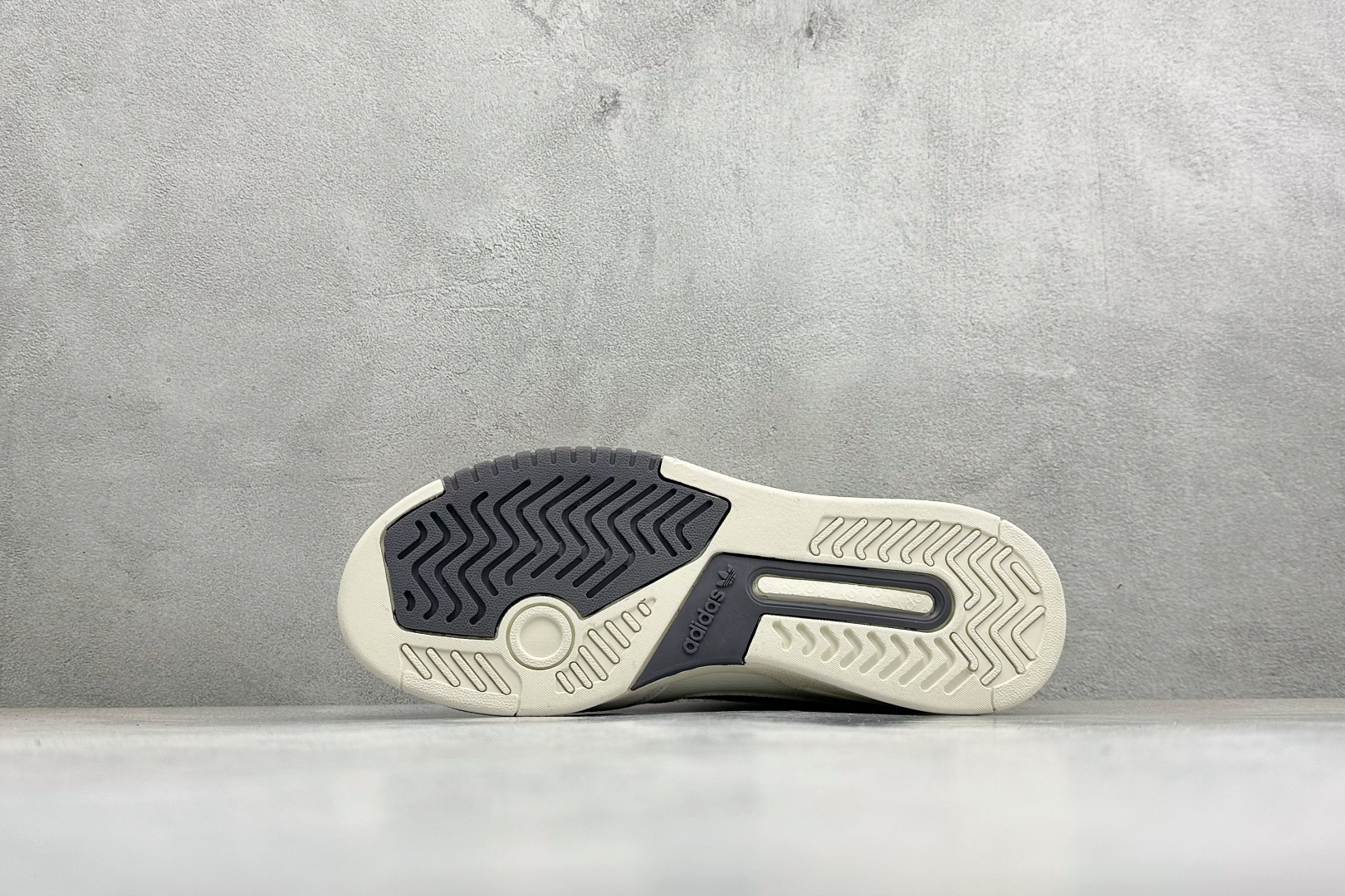 170 Adidas DROP STEP LOW 2.0 低帮百搭潮流休闲运动板鞋 JP9209-Chinese UA Cheap High Quatity Brand Clothes Bags handbags Sneakers wholesale wholesaler seller from China Factory suppliers Fashion Clothing Shoes best Quality Beautiful Price 170 Adidas DROP STEP LOW 2.0 低帮百搭潮流休闲运动板鞋 JP9209