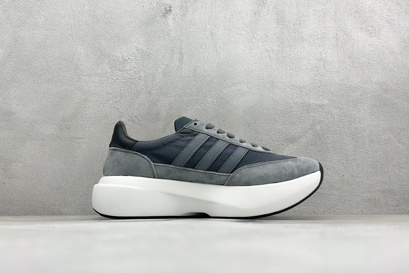 180 JF版Adidas Adizero Evo SL 72 PRO 舒适贴合防滑耐磨跑步鞋 KK3077-Chinese UA Cheap High Quatity Brand Clothes Bags handbags Sneakers wholesale wholesaler seller from China Factory suppliers Fashion Clothing Shoes best Quality Beautiful Price 180 JF版Adidas Adizero Evo SL 72 PRO 舒适贴合防滑耐磨跑步鞋 KK3077