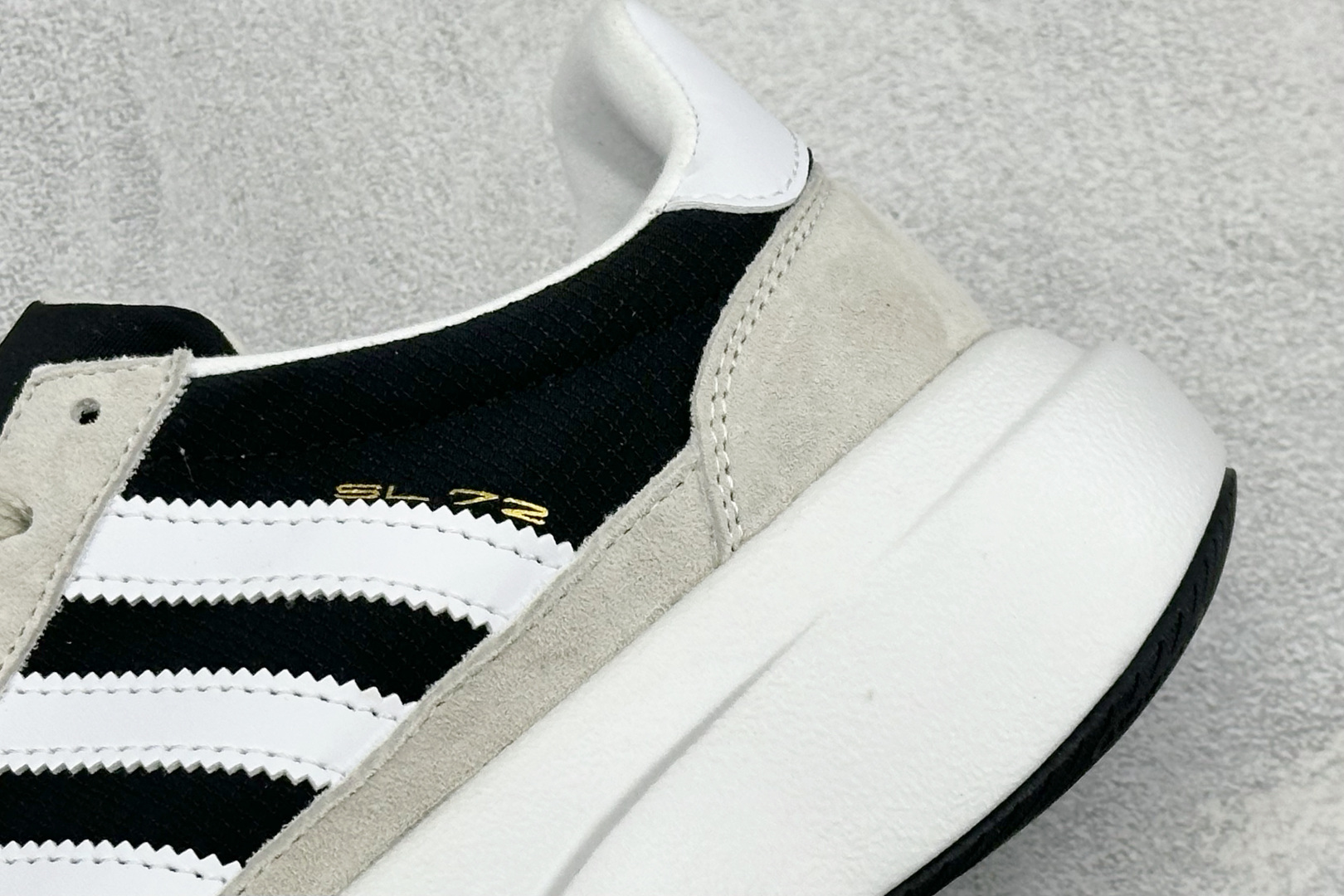 180 JF版Adidas Adizero Evo SL 72 PRO 舒适贴合防滑耐磨跑步鞋 KK3075