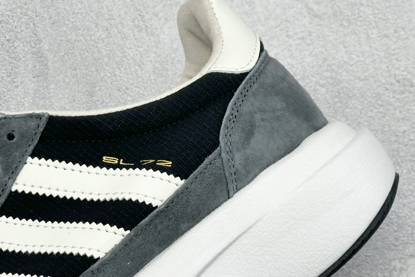 180 JF版Adidas Adizero Evo SL 72 PRO 舒适贴合防滑耐磨跑步鞋 KK3072