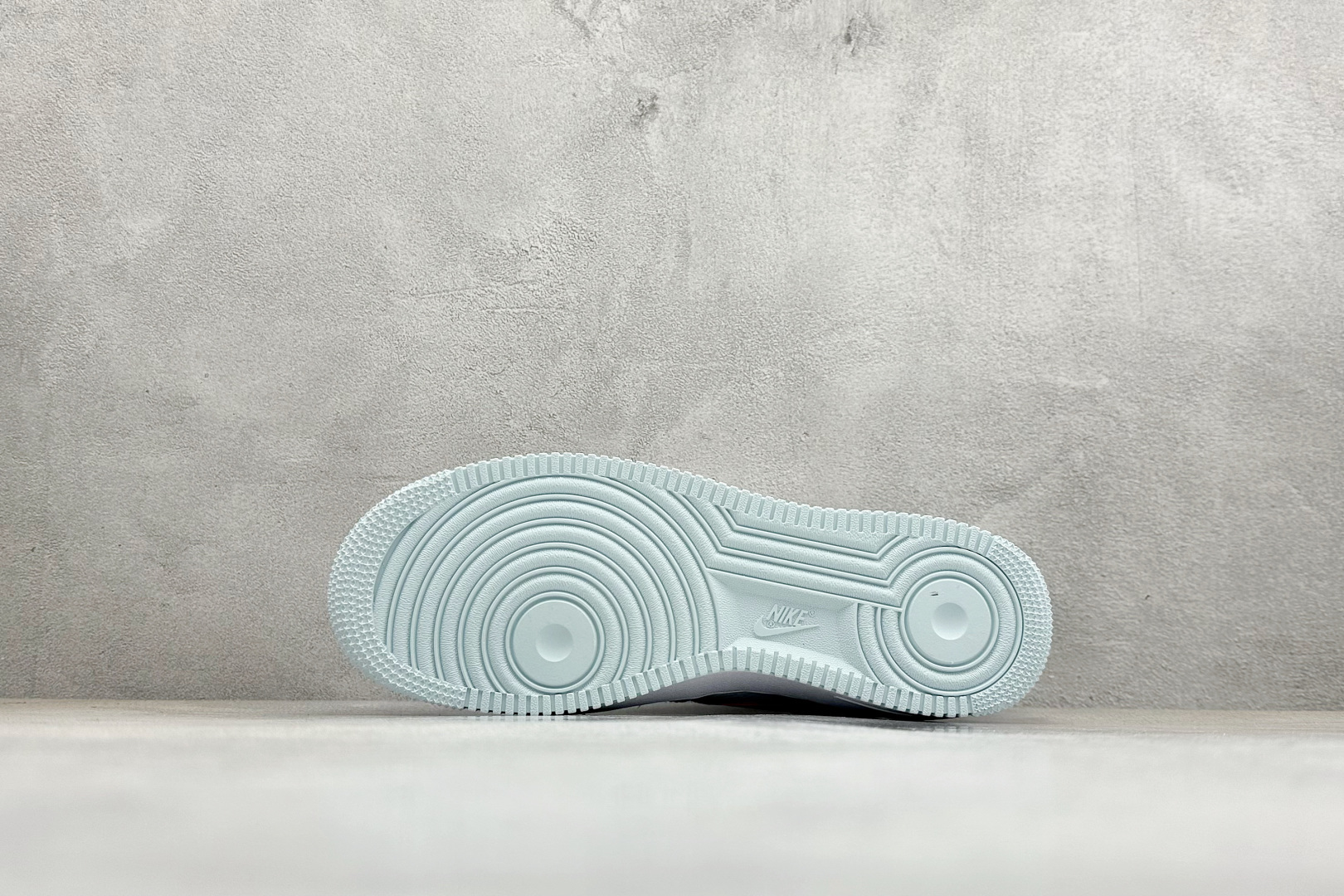 Nike Air Force 1 07 low空军一号板鞋 白粉 IH0640-151-Top High Quatity Cheap Sneakers Fashion Clothing Clothes Bags handbags Shoes of all Brand wholesale With The best Quality And Beautiful Price from China Factory Chinese suppliers wholesaler seller Nike Air Force 1 07 low空军一号板鞋 白粉 IH0640-151