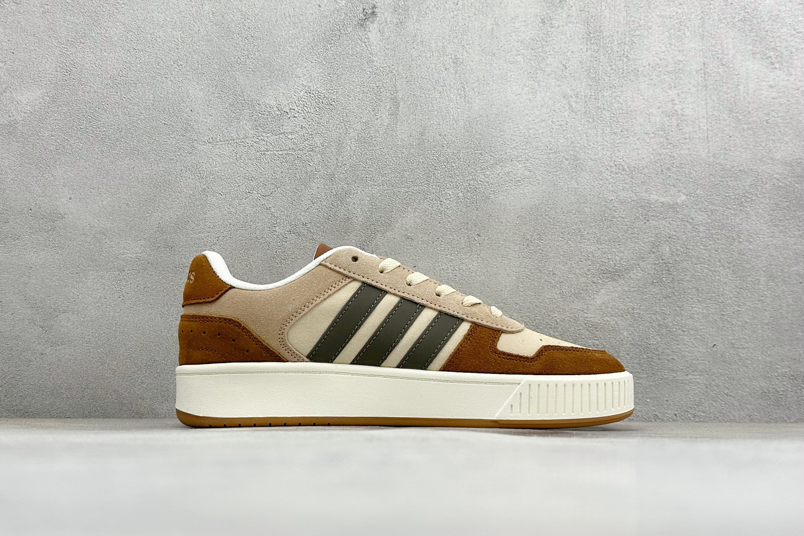 150 AD D-PAD CLASSIC三叶草休闲复古运动板鞋 KK1416-Chinese UA Cheap High Quatity Brand Clothes Bags handbags Sneakers wholesale wholesaler seller from China Factory suppliers Fashion Clothing Shoes best Quality Beautiful Price 150 AD D-PAD CLASSIC三叶草休闲复古运动板鞋 KK1416