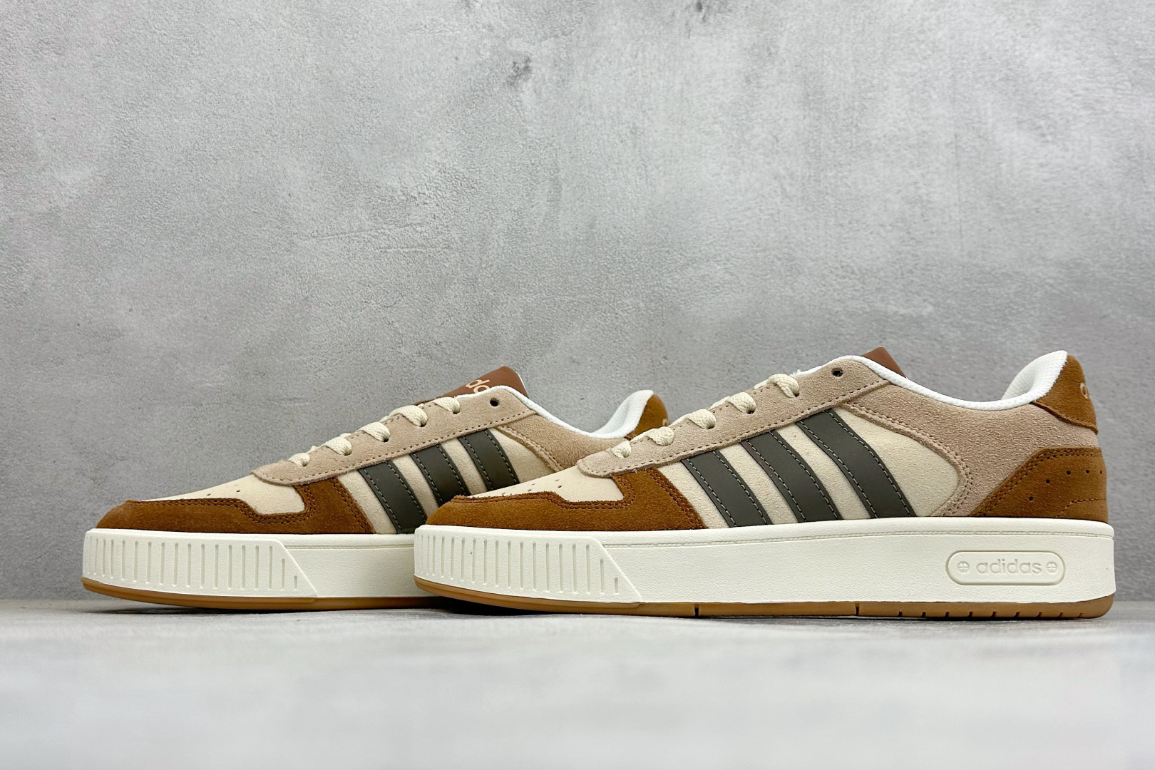 150 AD D-PAD CLASSIC三叶草休闲复古运动板鞋 KK1416-Chinese UA Cheap High Quatity Brand Clothes Bags handbags Sneakers wholesale wholesaler seller from China Factory suppliers Fashion Clothing Shoes best Quality Beautiful Price 150 AD D-PAD CLASSIC三叶草休闲复古运动板鞋 KK1416