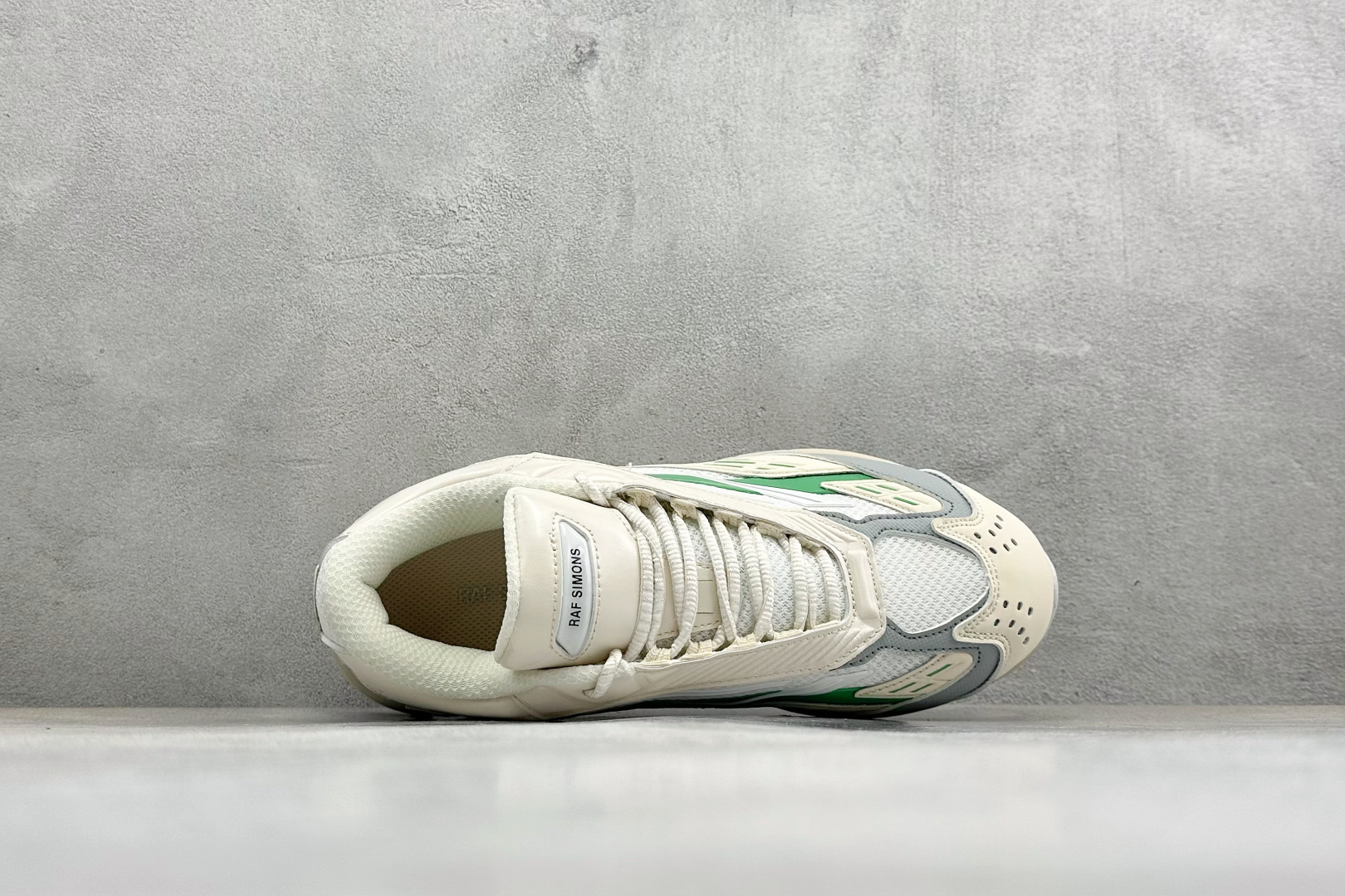 250 RAF SIMONS RESPONSE TRAIL”水泡” 先锋潮流 复古低帮休闲鞋 独家定制鞋盒 HR830002S-Chinese UA Cheap High Quatity Brand Clothes Bags handbags Sneakers wholesale wholesaler seller from China Factory suppliers Fashion Clothing Shoes best Quality Beautiful Price 250 RAF SIMONS RESPONSE TRAIL”水泡” 先锋潮流 复古低帮休闲鞋 独家定制鞋盒 HR830002S