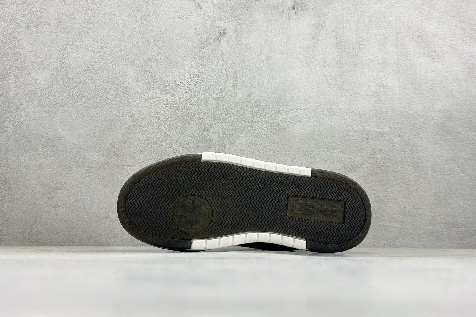 170 MLB TROPHY VINTAGE LT 纽约洋基队 潮流时尚厚底运动鞋 3ASXM086N-Chinese UA Cheap High Quatity Brand Clothes Bags handbags Sneakers wholesale wholesaler seller from China Factory suppliers Fashion Clothing Shoes best Quality Beautiful Price 170 MLB TROPHY VINTAGE LT 纽约洋基队 潮流时尚厚底运动鞋 3ASXM086N