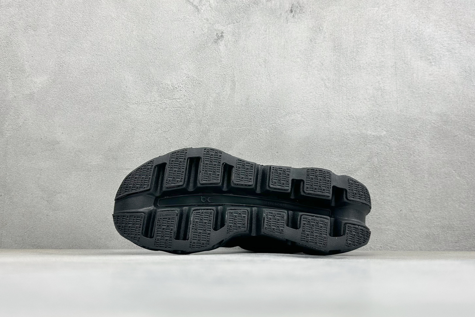 190 MT版On昂跑CloudsWift K-Tech 1 舒适防滑支撑低帮跑步鞋 3MG1077-Chinese UA Cheap High Quatity Brand Clothes Bags handbags Sneakers wholesale wholesaler seller from China Factory suppliers Fashion Clothing Shoes best Quality Beautiful Price 190 MT版On昂跑CloudsWift K-Tech 1 舒适防滑支撑低帮跑步鞋 3MG1077