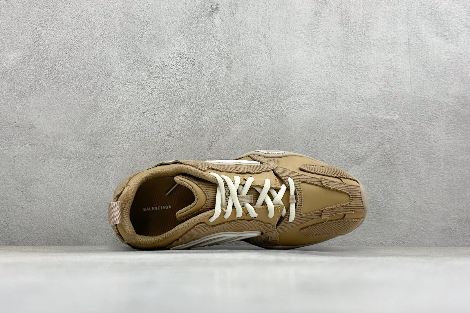 OK版Balenciaga 巴黎世家 16代 MONDAY 其前卫的设计-Top High Quatity Cheap Sneakers Fashion Clothing Clothes Bags handbags Shoes of all Brand wholesale With The best Quality And Beautiful Price from China Factory Chinese suppliers wholesaler seller OK版Balenciaga 巴黎世家 16代 MONDAY 其前卫的设计