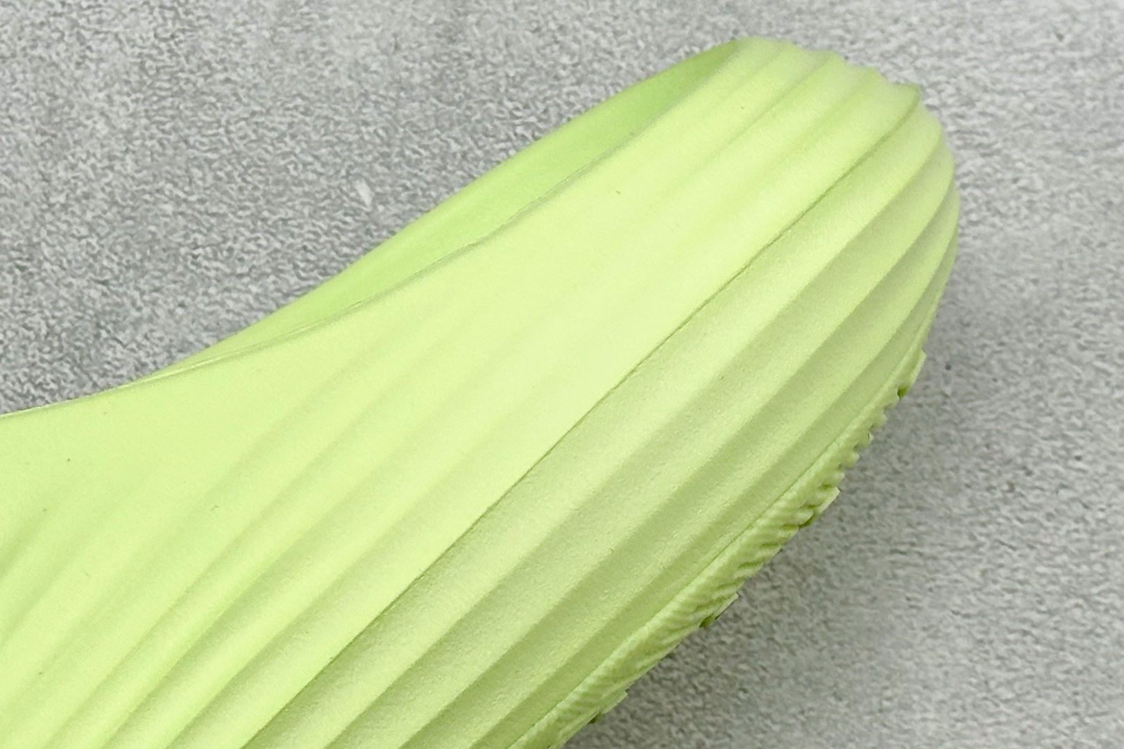 Y版Nike ReactX Rejuven8 Slide 耐克夏日穿搭凉鞋 HV4479-700-Top High Quatity Cheap Sneakers Fashion Clothing Clothes Bags handbags Shoes of all Brand wholesale With The best Quality And Beautiful Price from China Factory Chinese suppliers wholesaler seller Y版Nike ReactX Rejuven8 Slide 耐克夏日穿搭凉鞋 HV4479-700