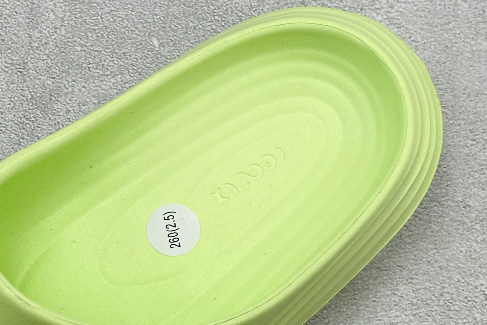 Y版Nike ReactX Rejuven8 Slide 耐克夏日穿搭凉鞋 HV4479-700-Top High Quatity Cheap Sneakers Fashion Clothing Clothes Bags handbags Shoes of all Brand wholesale With The best Quality And Beautiful Price from China Factory Chinese suppliers wholesaler seller Y版Nike ReactX Rejuven8 Slide 耐克夏日穿搭凉鞋 HV4479-700