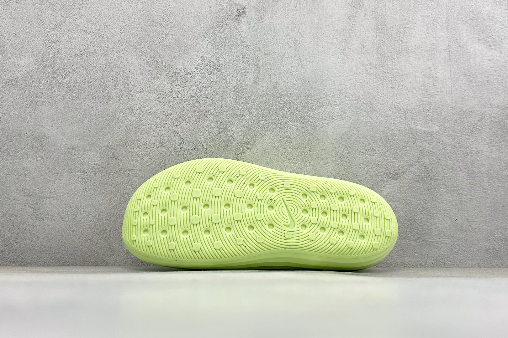 Y版Nike ReactX Rejuven8 Slide 耐克夏日穿搭凉鞋 HV4479-700-Top High Quatity Cheap Sneakers Fashion Clothing Clothes Bags handbags Shoes of all Brand wholesale With The best Quality And Beautiful Price from China Factory Chinese suppliers wholesaler seller Y版Nike ReactX Rejuven8 Slide 耐克夏日穿搭凉鞋 HV4479-700