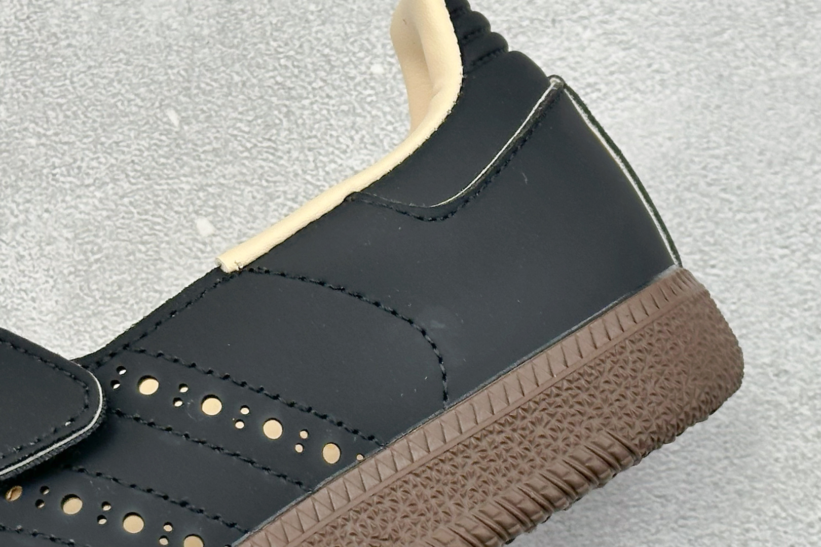 140 XR版Adidas SAMBA JANE W 阿迪达斯 玛丽珍 懒人一脚蹬 KJ3970