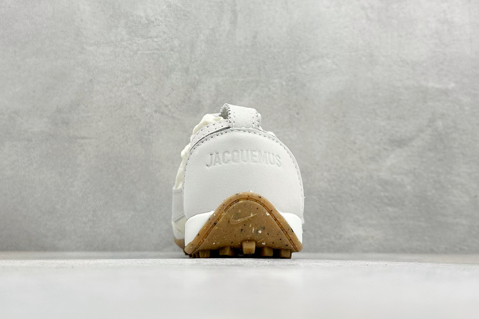 Jacquemus x Nike Moon Shoe SP 网红薄底低帮生活休闲鞋 HV8547-002-Top High Quatity Cheap Sneakers Fashion Clothing Clothes Bags handbags Shoes of all Brand wholesale With The best Quality And Beautiful Price from China Factory Chinese suppliers wholesaler seller Jacquemus x Nike Moon Shoe SP 网红薄底低帮生活休闲鞋 HV8547-002