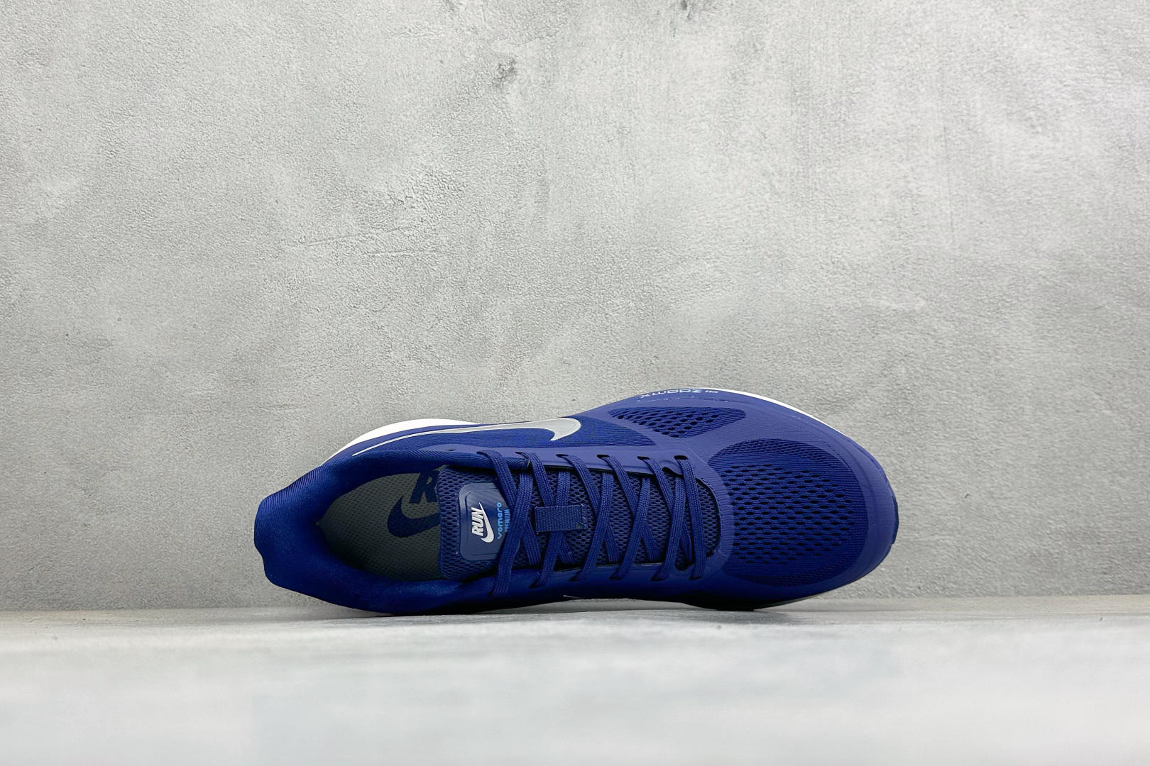 190 Nike Zoom Winflo 登月网面透气跑步鞋 YB2528-005-Chinese UA Cheap High Quatity Brand Clothes Bags handbags Sneakers wholesale wholesaler seller from China Factory suppliers Fashion Clothing Shoes best Quality Beautiful Price 190 Nike Zoom Winflo 登月网面透气跑步鞋 YB2528-005
