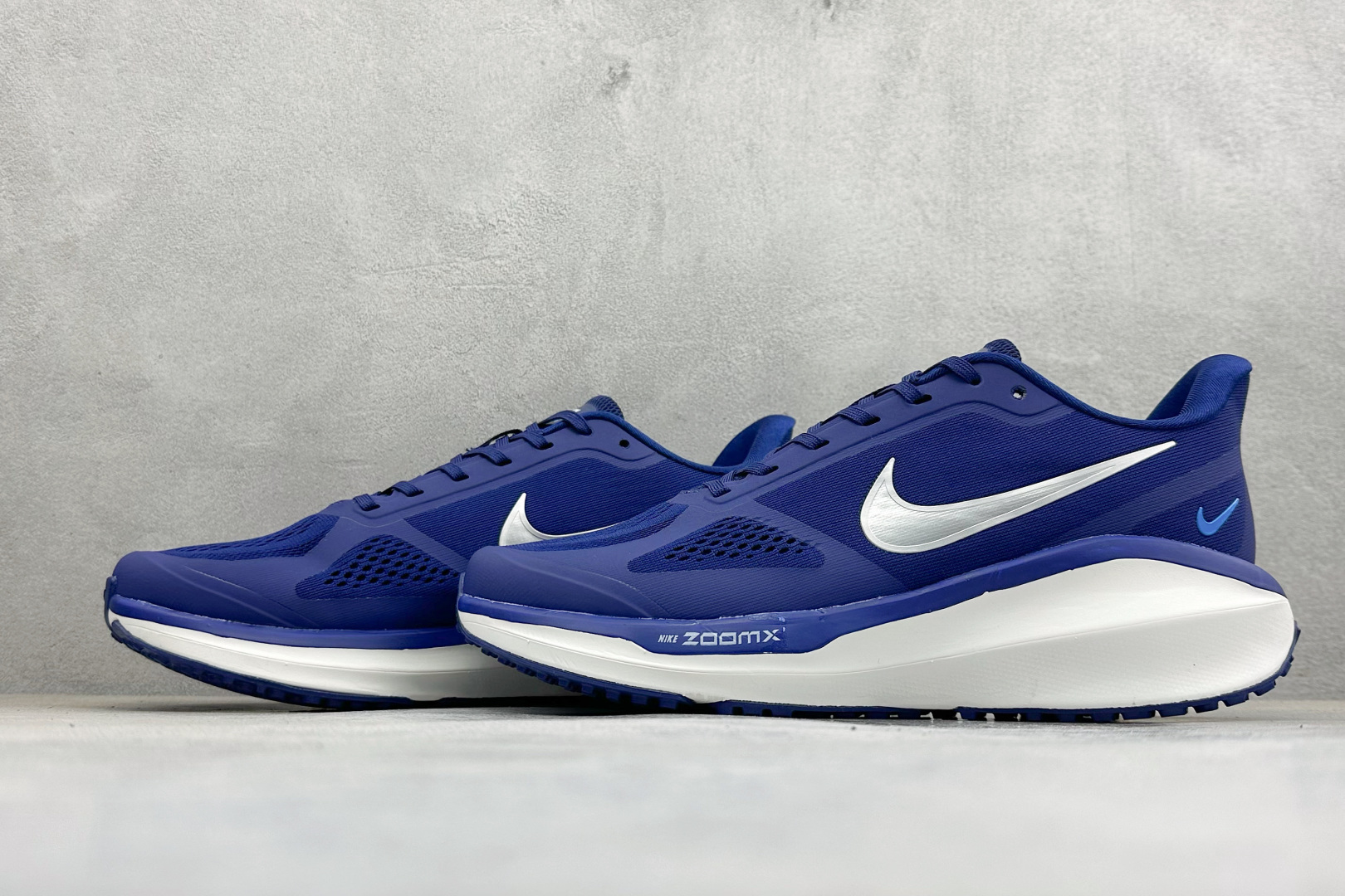 190 Nike Zoom Winflo 登月网面透气跑步鞋 YB2528-005-Chinese UA Cheap High Quatity Brand Clothes Bags handbags Sneakers wholesale wholesaler seller from China Factory suppliers Fashion Clothing Shoes best Quality Beautiful Price 190 Nike Zoom Winflo 登月网面透气跑步鞋 YB2528-005