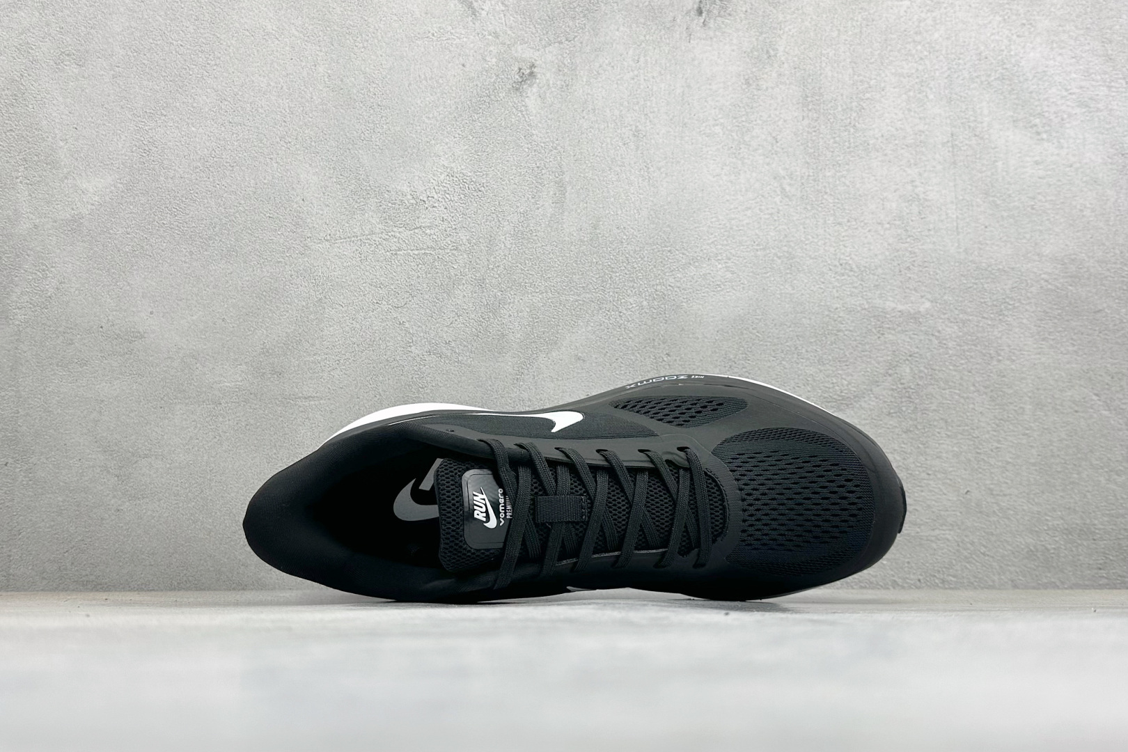 190 Nike Zoom Winflo 登月网面透气跑步鞋 YB2528-001-Chinese UA Cheap High Quatity Brand Clothes Bags handbags Sneakers wholesale wholesaler seller from China Factory suppliers Fashion Clothing Shoes best Quality Beautiful Price 190 Nike Zoom Winflo 登月网面透气跑步鞋 YB2528-001