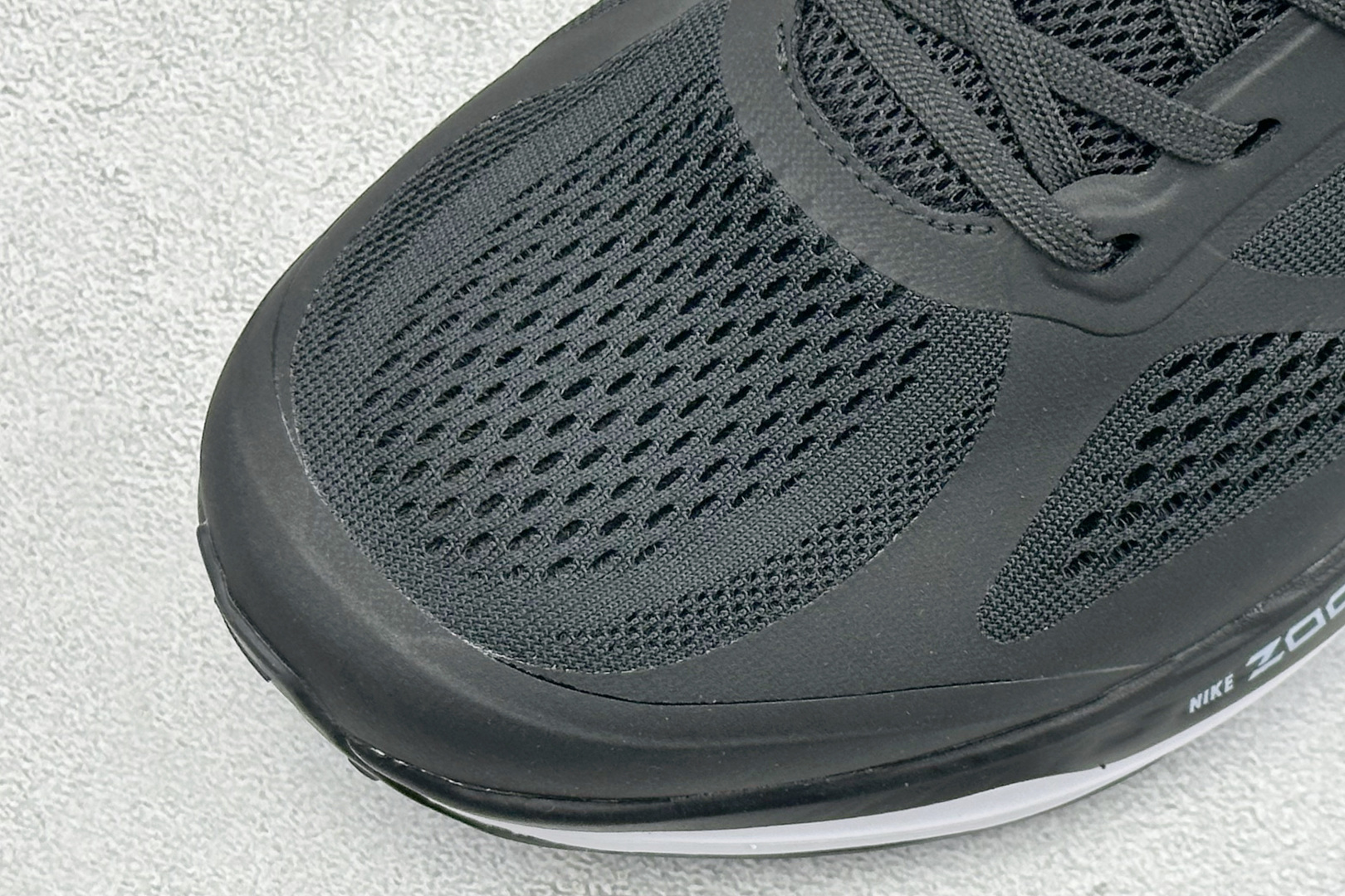 190 Nike Zoom Winflo 登月网面透气跑步鞋 YB2528-001-Chinese UA Cheap High Quatity Brand Clothes Bags handbags Sneakers wholesale wholesaler seller from China Factory suppliers Fashion Clothing Shoes best Quality Beautiful Price 190 Nike Zoom Winflo 登月网面透气跑步鞋 YB2528-001