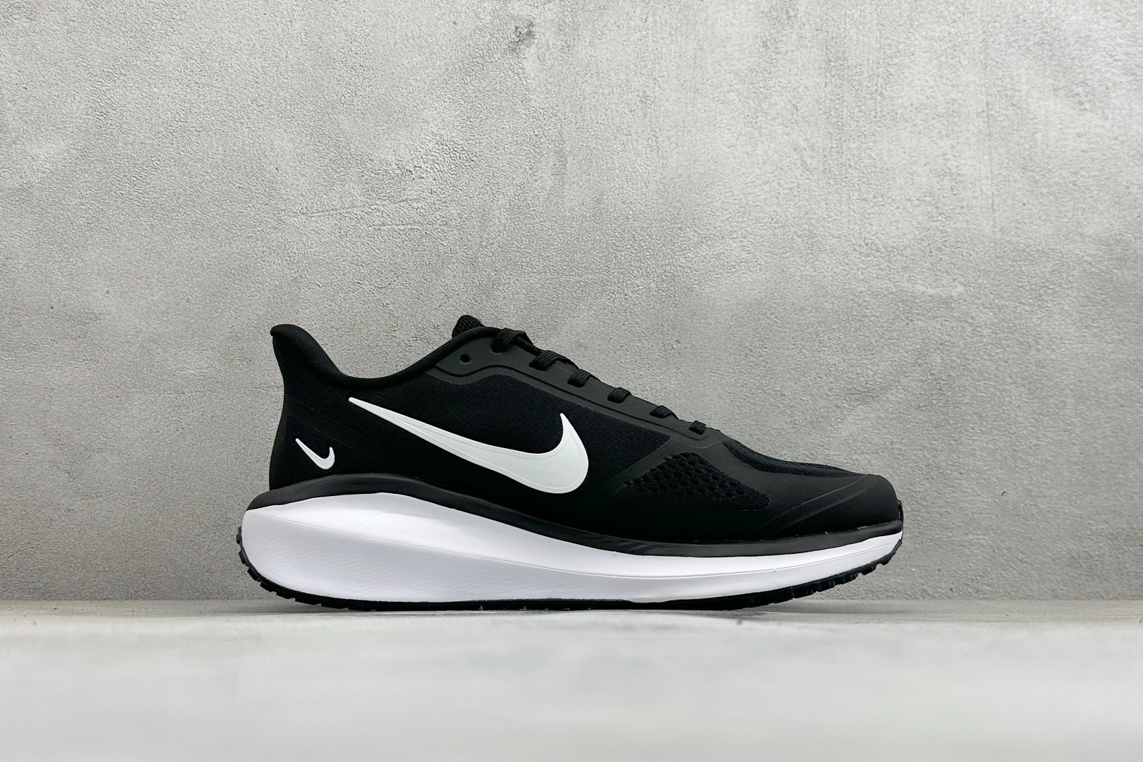 190 Nike Zoom Winflo 登月网面透气跑步鞋 YB2528-001-Chinese UA Cheap High Quatity Brand Clothes Bags handbags Sneakers wholesale wholesaler seller from China Factory suppliers Fashion Clothing Shoes best Quality Beautiful Price 190 Nike Zoom Winflo 登月网面透气跑步鞋 YB2528-001