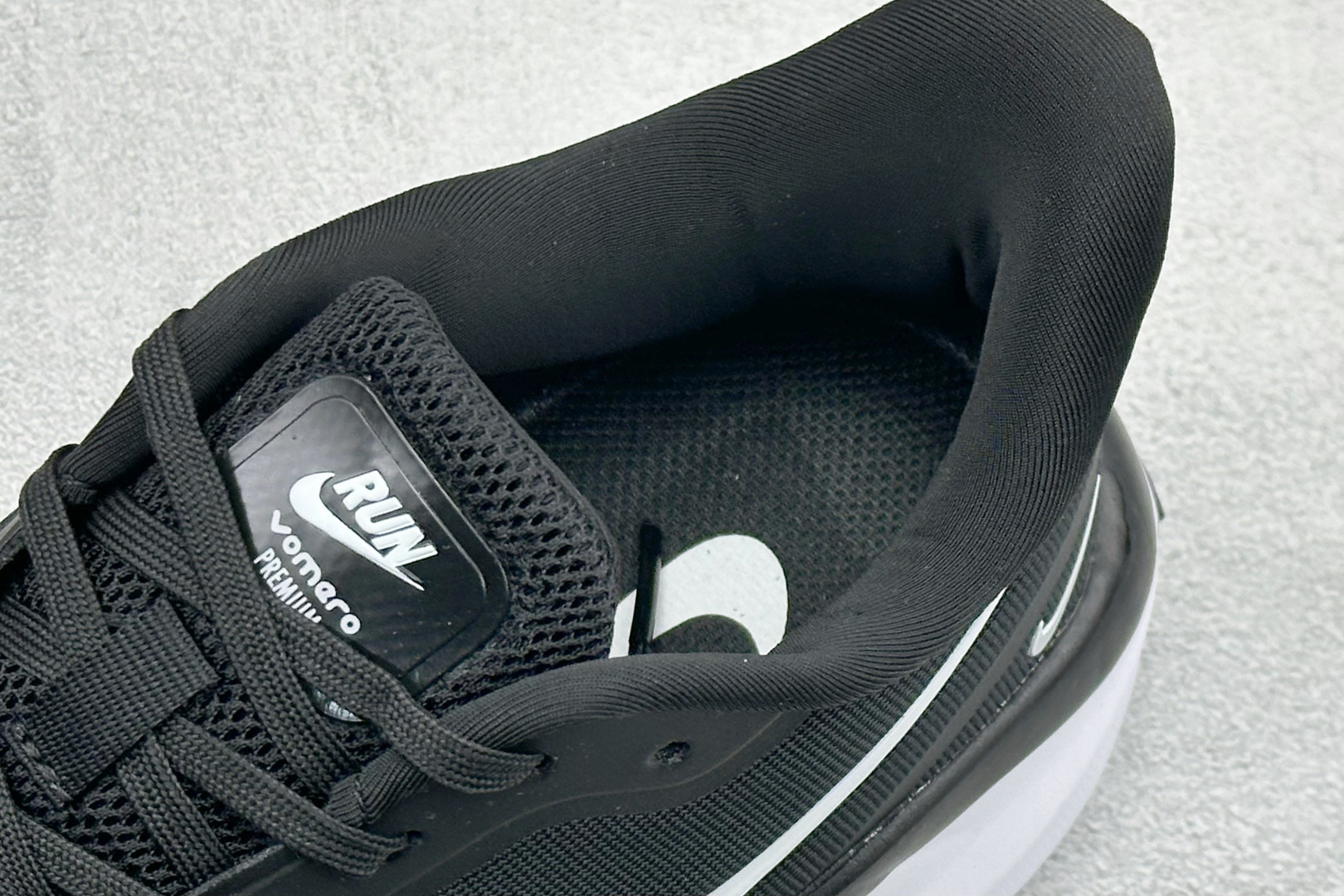 190 Nike Zoom Winflo 登月网面透气跑步鞋 YB2528-001-Chinese UA Cheap High Quatity Brand Clothes Bags handbags Sneakers wholesale wholesaler seller from China Factory suppliers Fashion Clothing Shoes best Quality Beautiful Price 190 Nike Zoom Winflo 登月网面透气跑步鞋 YB2528-001
