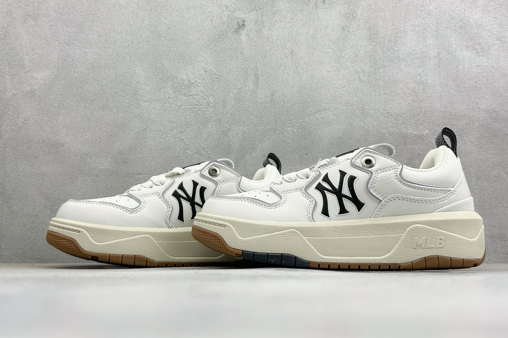 170 MLB CURVE LINER 纽约洋基队 潮流时尚厚底运动鞋 3ASXM096N
