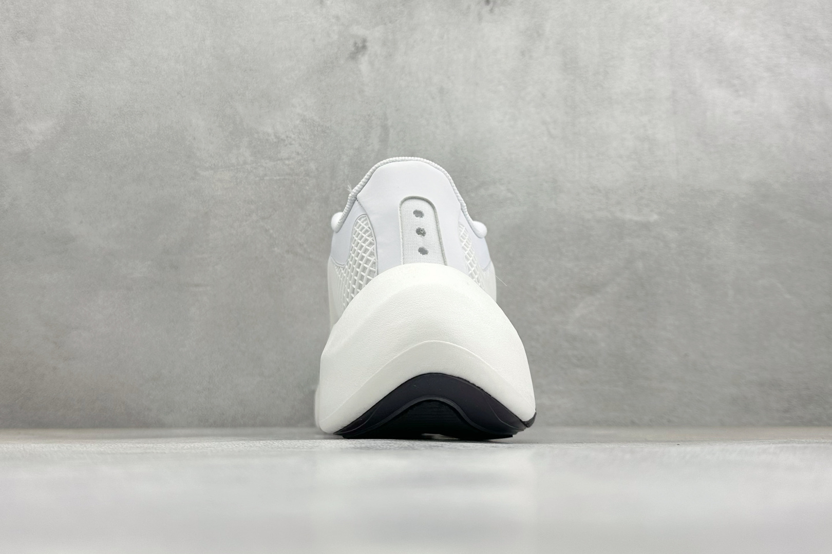 200 JF版AD Hyper Boost Edge M 轻量竞速运动跑鞋 LA6215