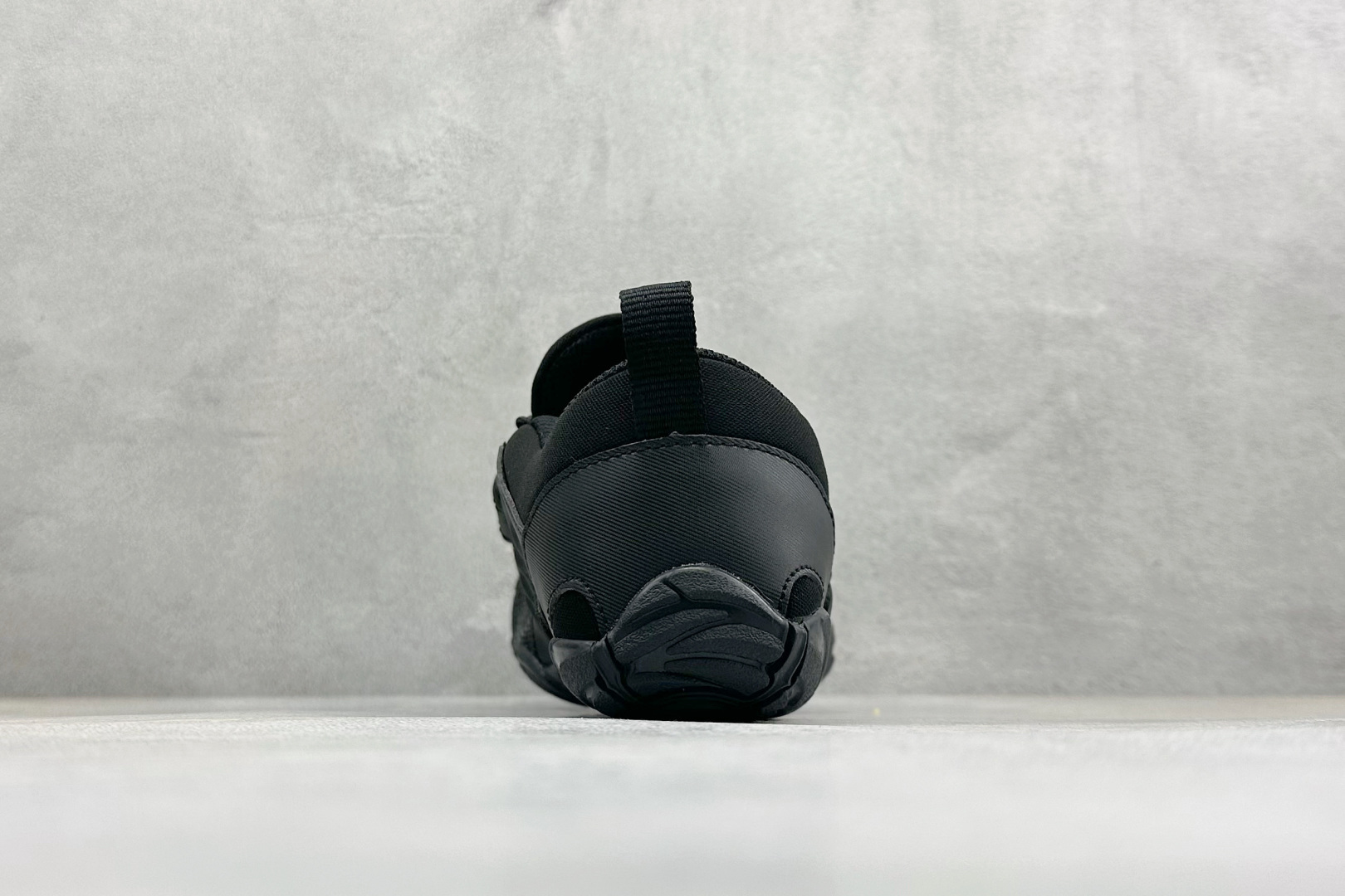 200 Vibram 五指鞋 专业室内综合健身运动赤足 防滑耐磨透气轻便 低帮训练鞋 20W7701-Chinese UA Cheap High Quatity Brand Clothes Bags handbags Sneakers wholesale wholesaler seller from China Factory suppliers Fashion Clothing Shoes best Quality Beautiful Price 200 Vibram 五指鞋 专业室内综合健身运动赤足 防滑耐磨透气轻便 低帮训练鞋 20W7701