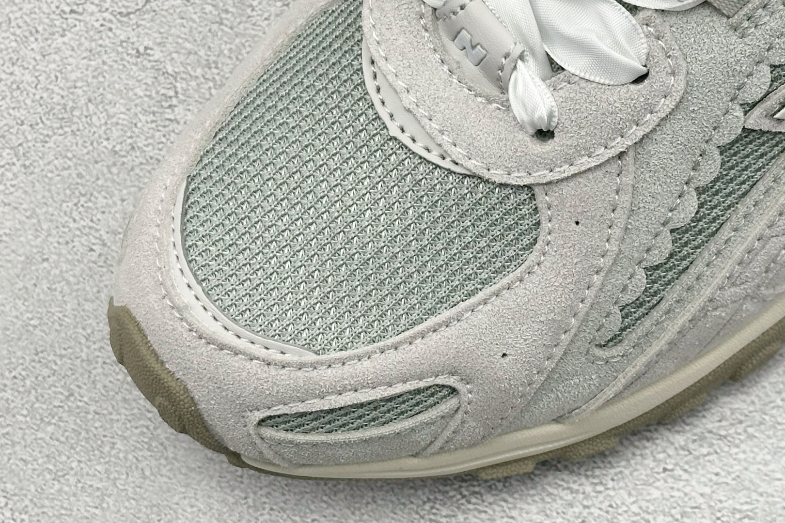 220 New Balance 新百伦204 复古休闲运动百搭老爹跑步鞋 U204L6A6