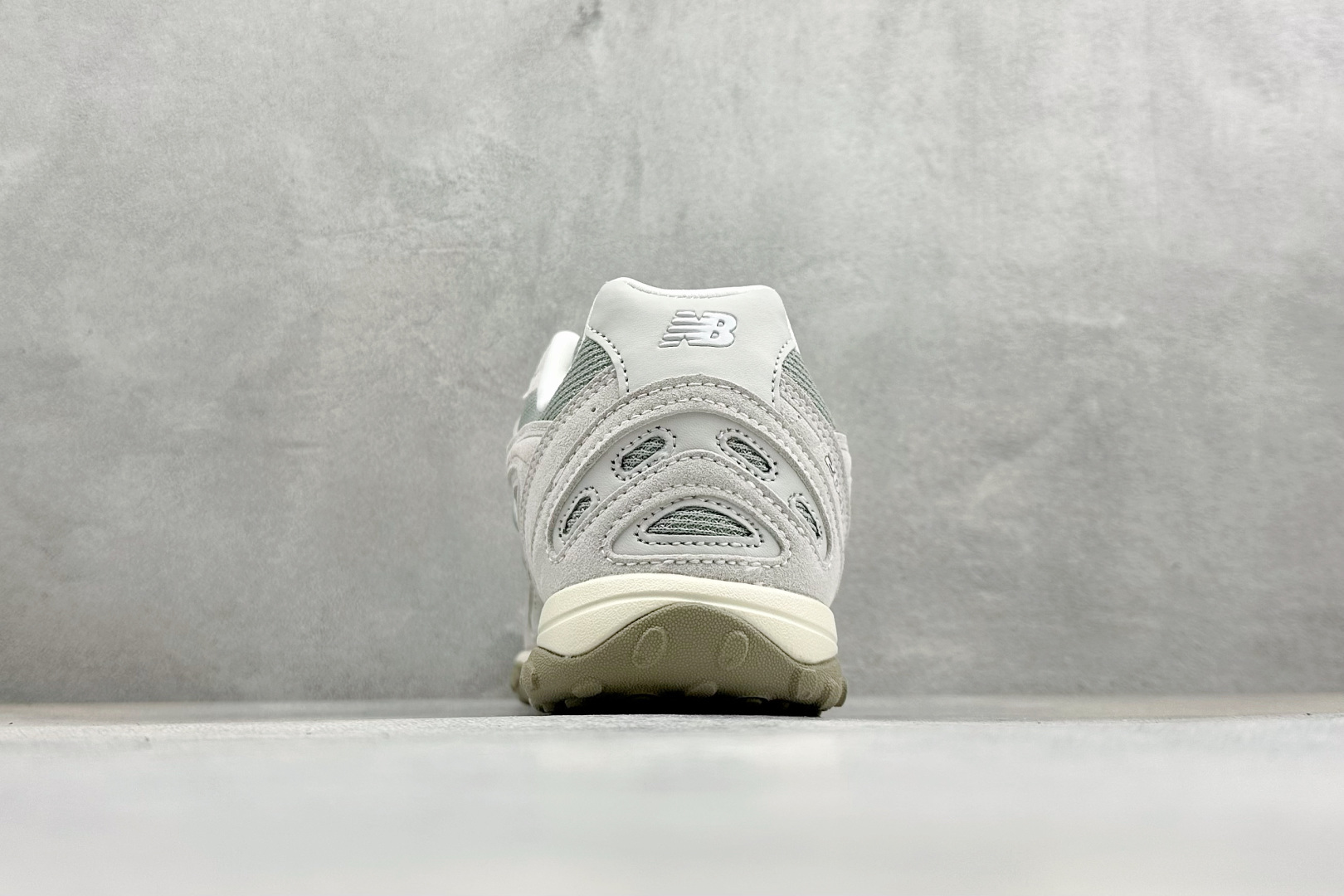 220 New Balance 新百伦204 复古休闲运动百搭老爹跑步鞋 U204L6A6